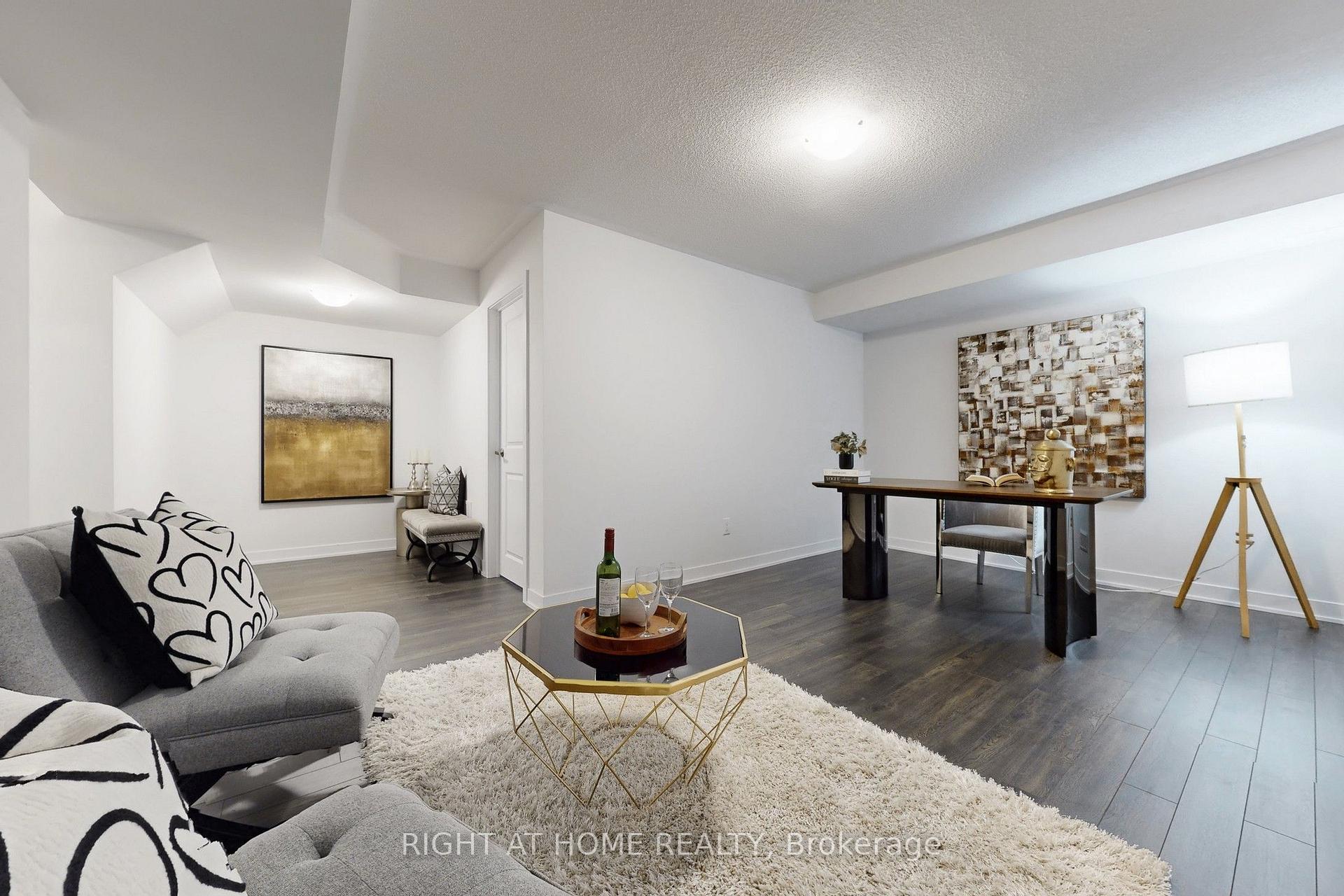 Photo 37 of 154 Anna Russell Way, Markham, Unionville — HOMEH