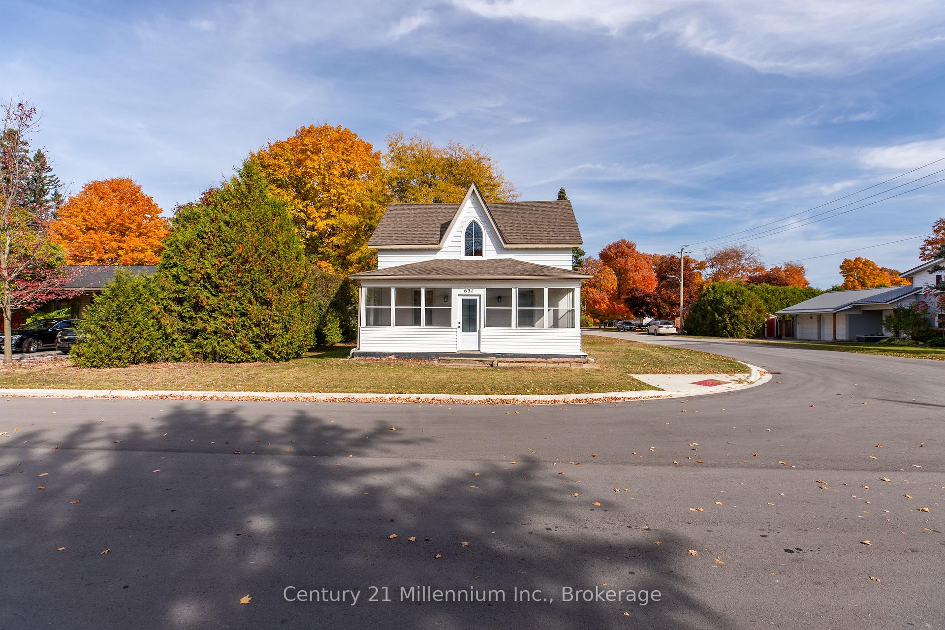 Photo of 631 Louis Street