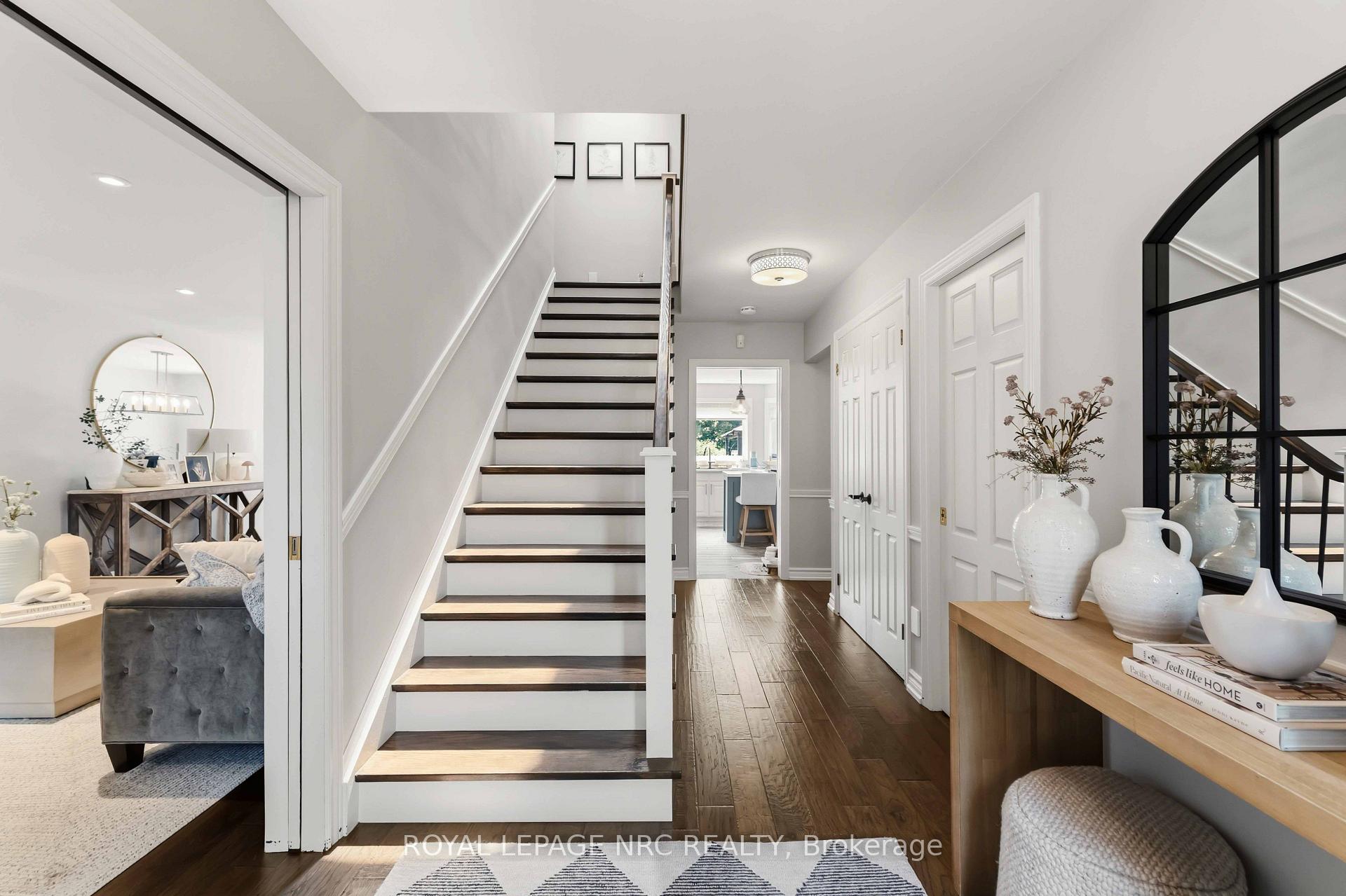 Photo 6 of 42 Foresthill Crescent, Pelham, Fonthill — HOMEH