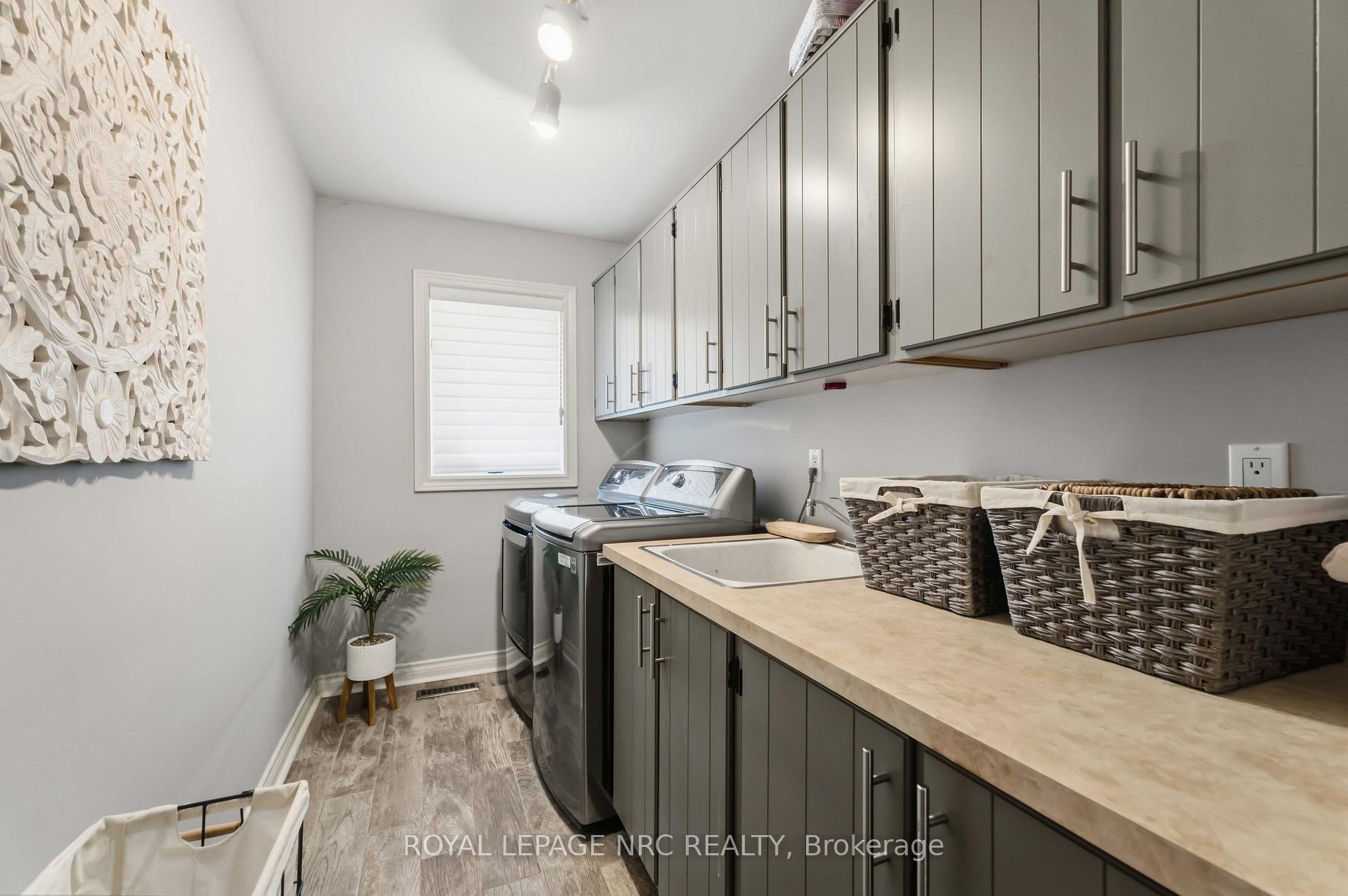 Photo 24 of 42 Foresthill Crescent, Pelham, Fonthill — HOMEH