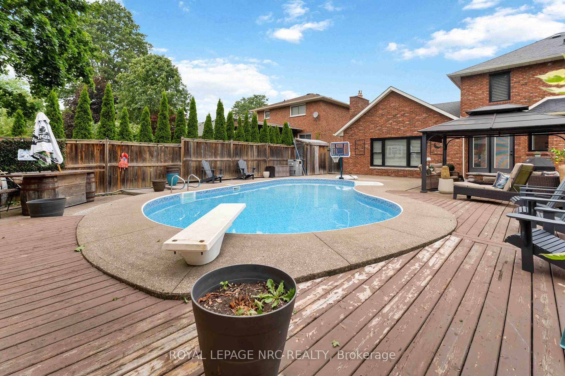 Photo 47 of 42 Foresthill Crescent, Pelham, Fonthill — HOMEH