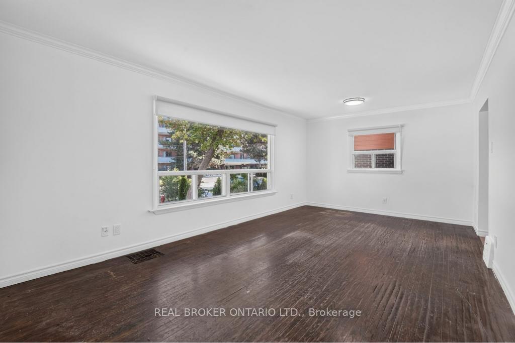 Photo 7 of 1024 Roosevelt Road, Mississauga, Lakeview — HOMEH