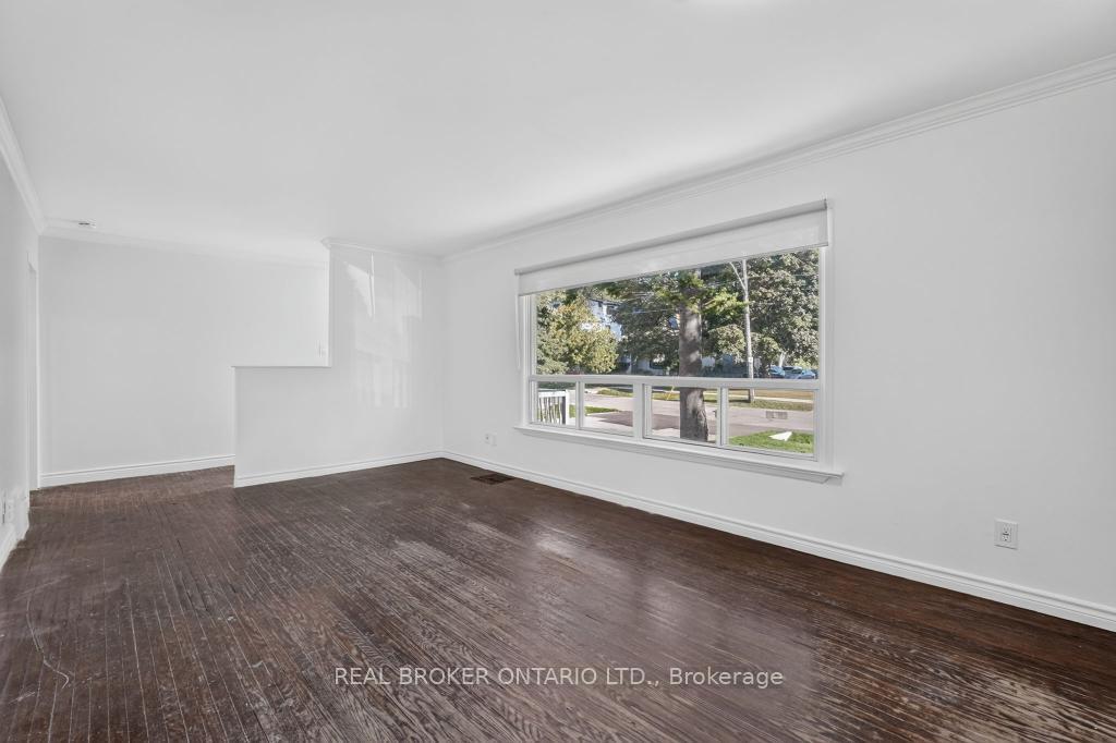 Photo 9 of 1024 Roosevelt Road, Mississauga, Lakeview — HOMEH