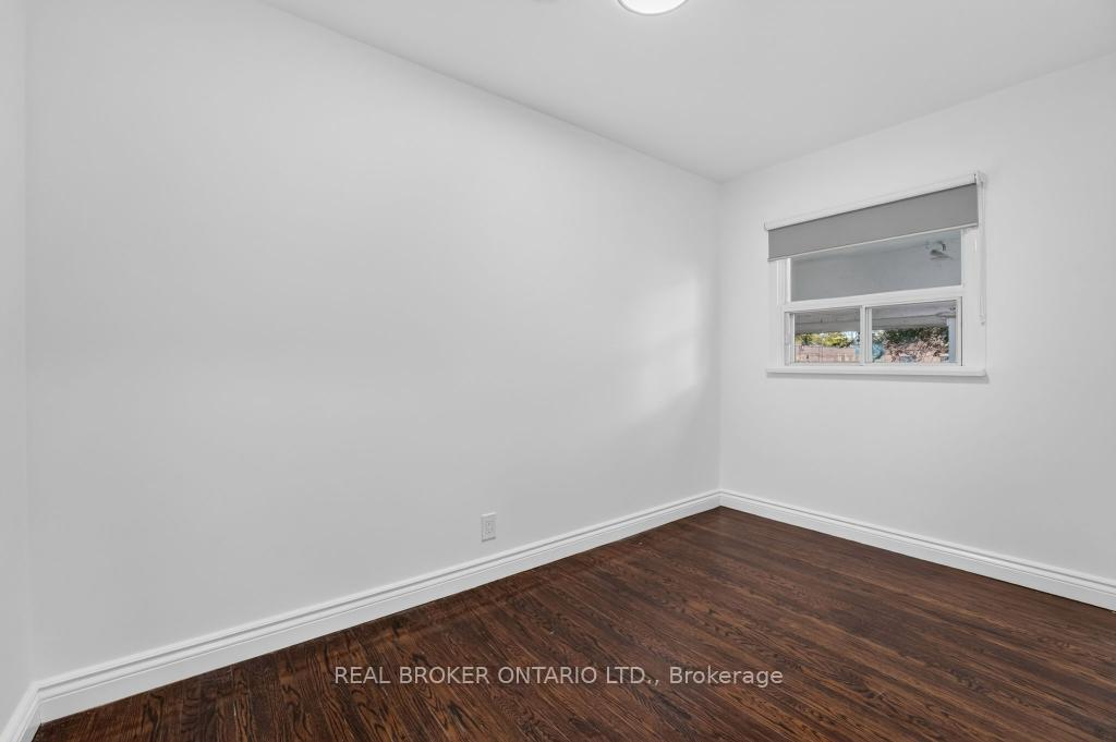 Photo 16 of 1024 Roosevelt Road, Mississauga, Lakeview — HOMEH
