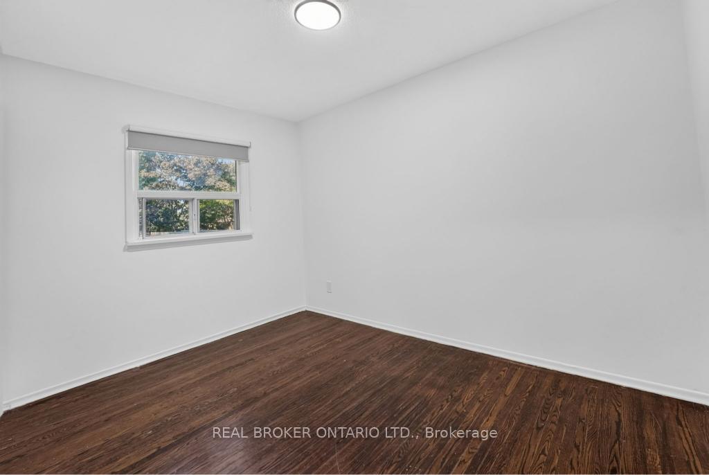 Photo 19 of 1024 Roosevelt Road, Mississauga, Lakeview — HOMEH