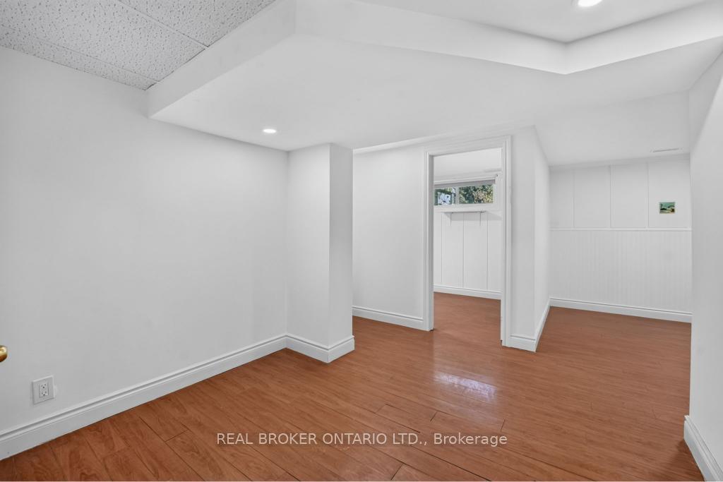 Photo 24 of 1024 Roosevelt Road, Mississauga, Lakeview — HOMEH