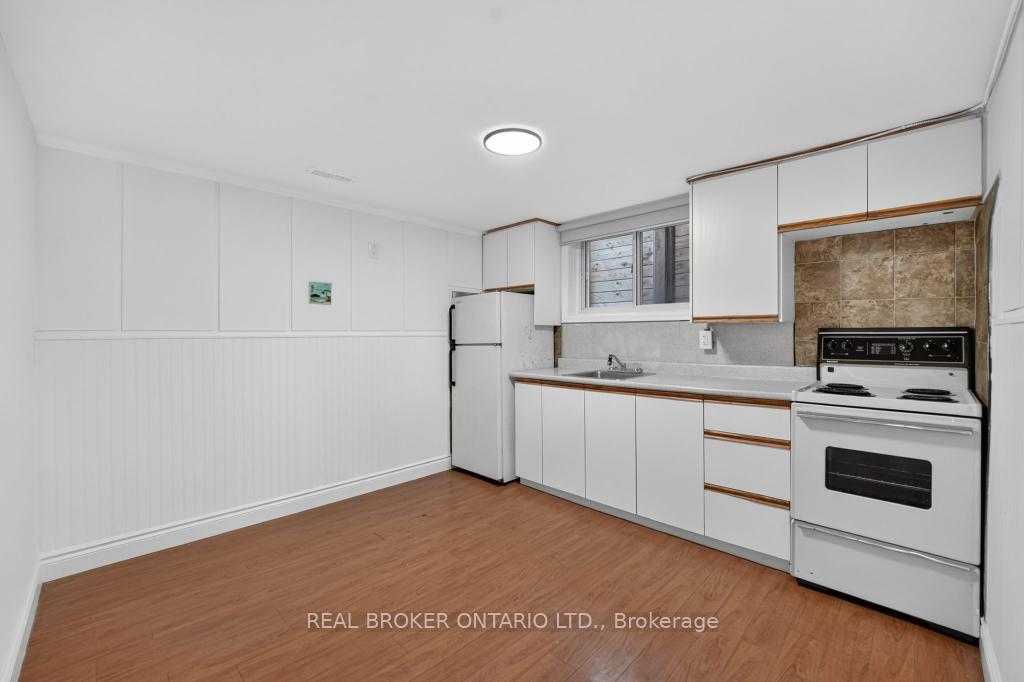 Photo 27 of 1024 Roosevelt Road, Mississauga, Lakeview — HOMEH