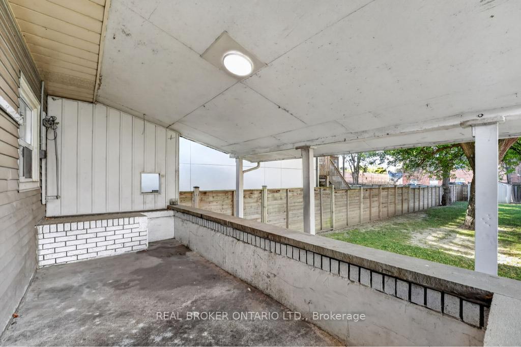 Photo 37 of 1024 Roosevelt Road, Mississauga, Lakeview — HOMEH