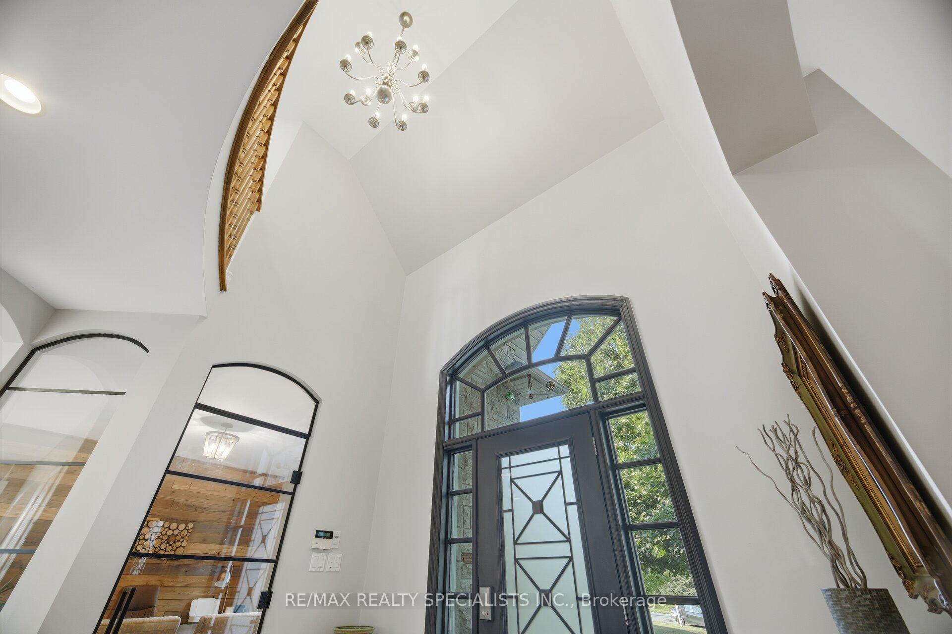 Photo 6 of 4 Tranquility Court, Caledon, Palgrave — HOMEH