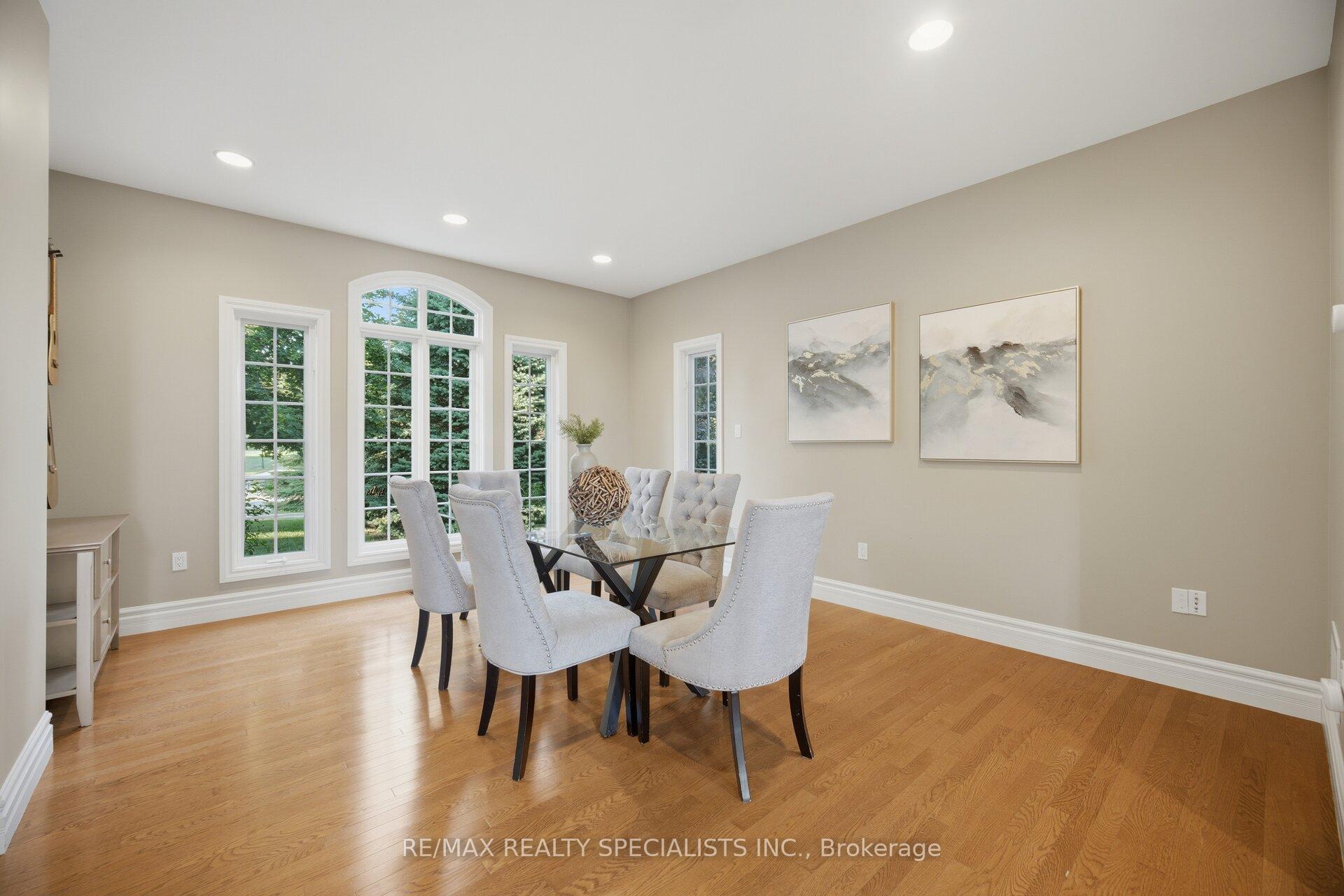 Photo 8 of 4 Tranquility Court, Caledon, Palgrave — HOMEH