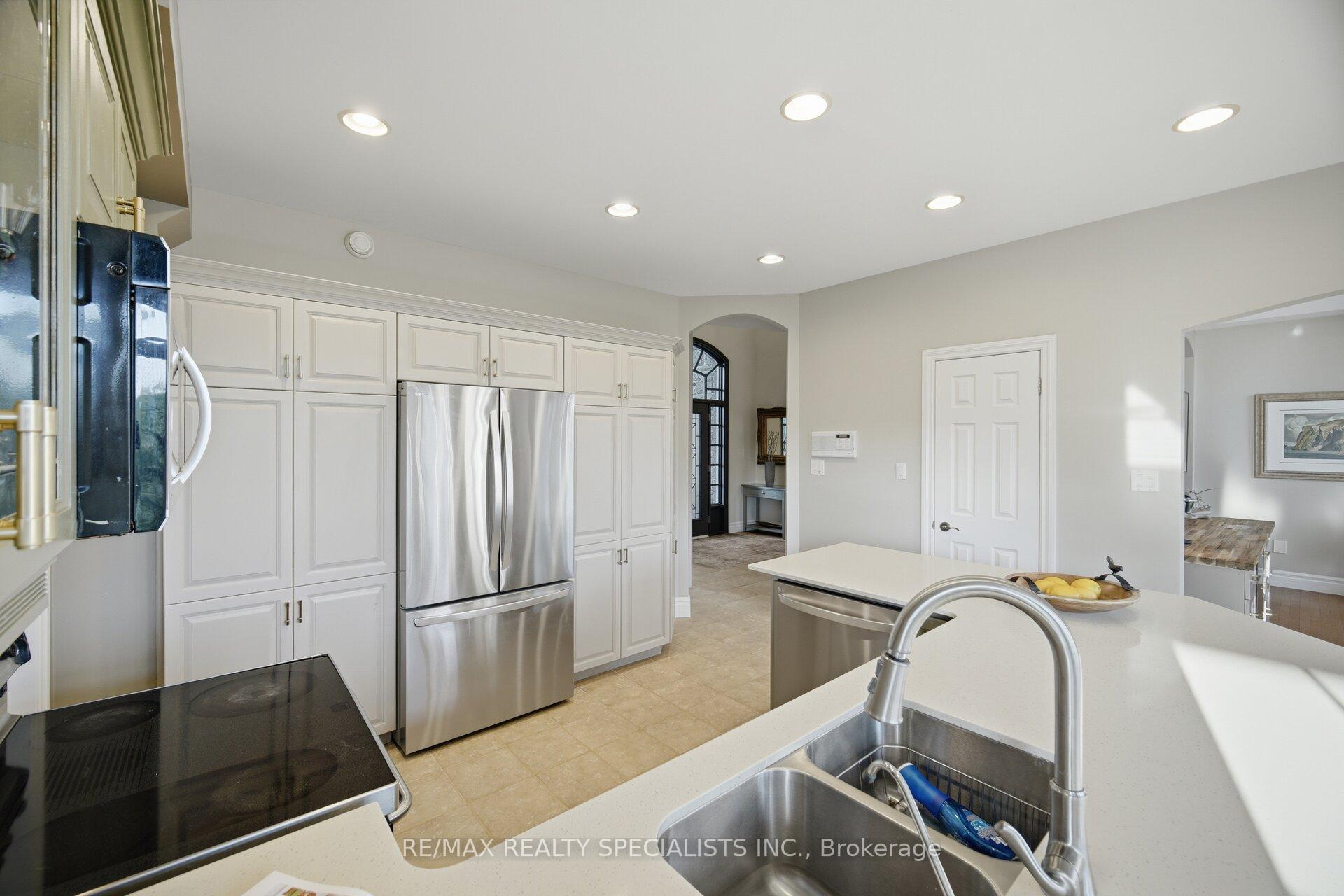 Photo 19 of 4 Tranquility Court, Caledon, Palgrave — HOMEH