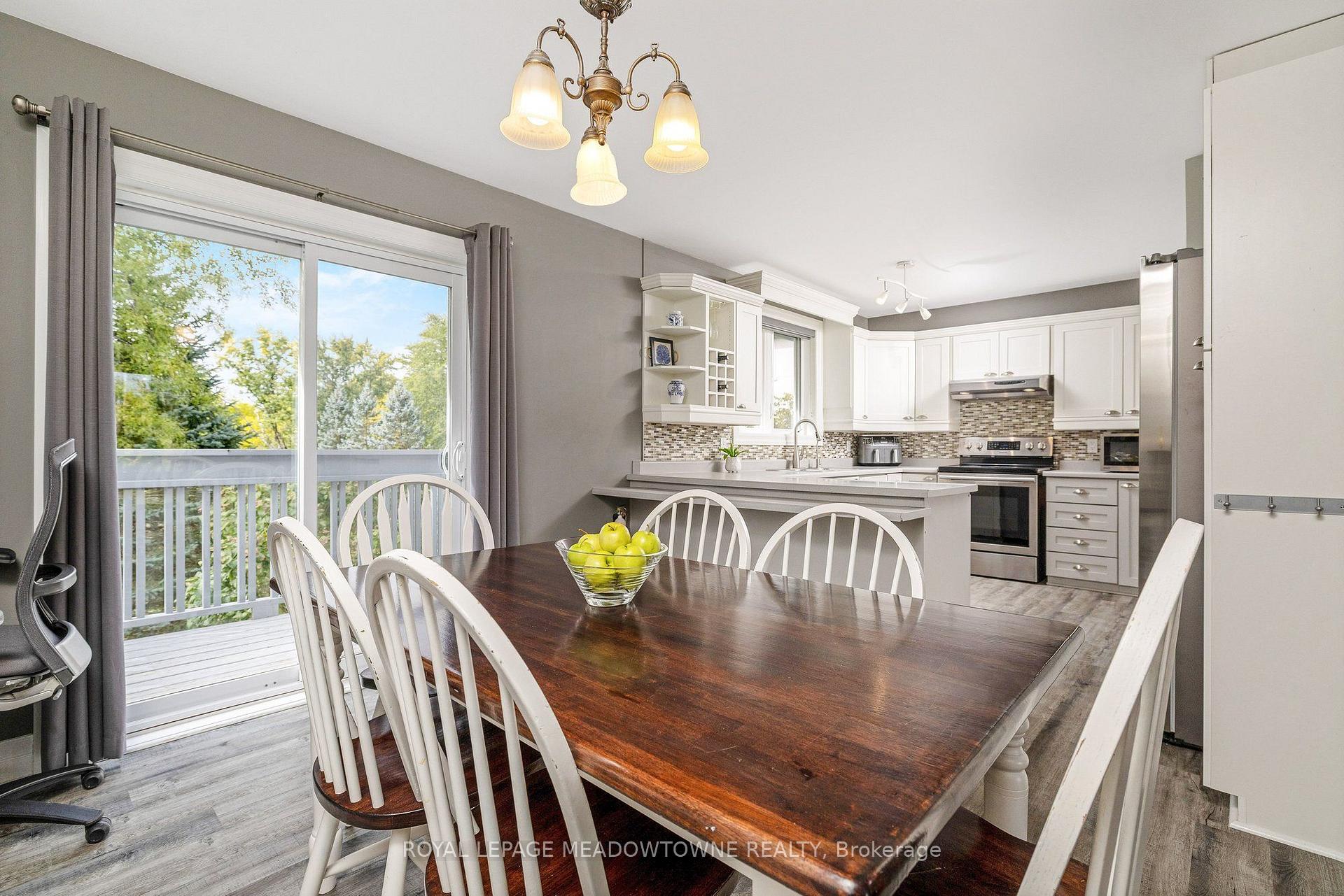 Photo 15 of 8388 Ninth Line, Halton Hills, Rural Halton Hills — HOMEH