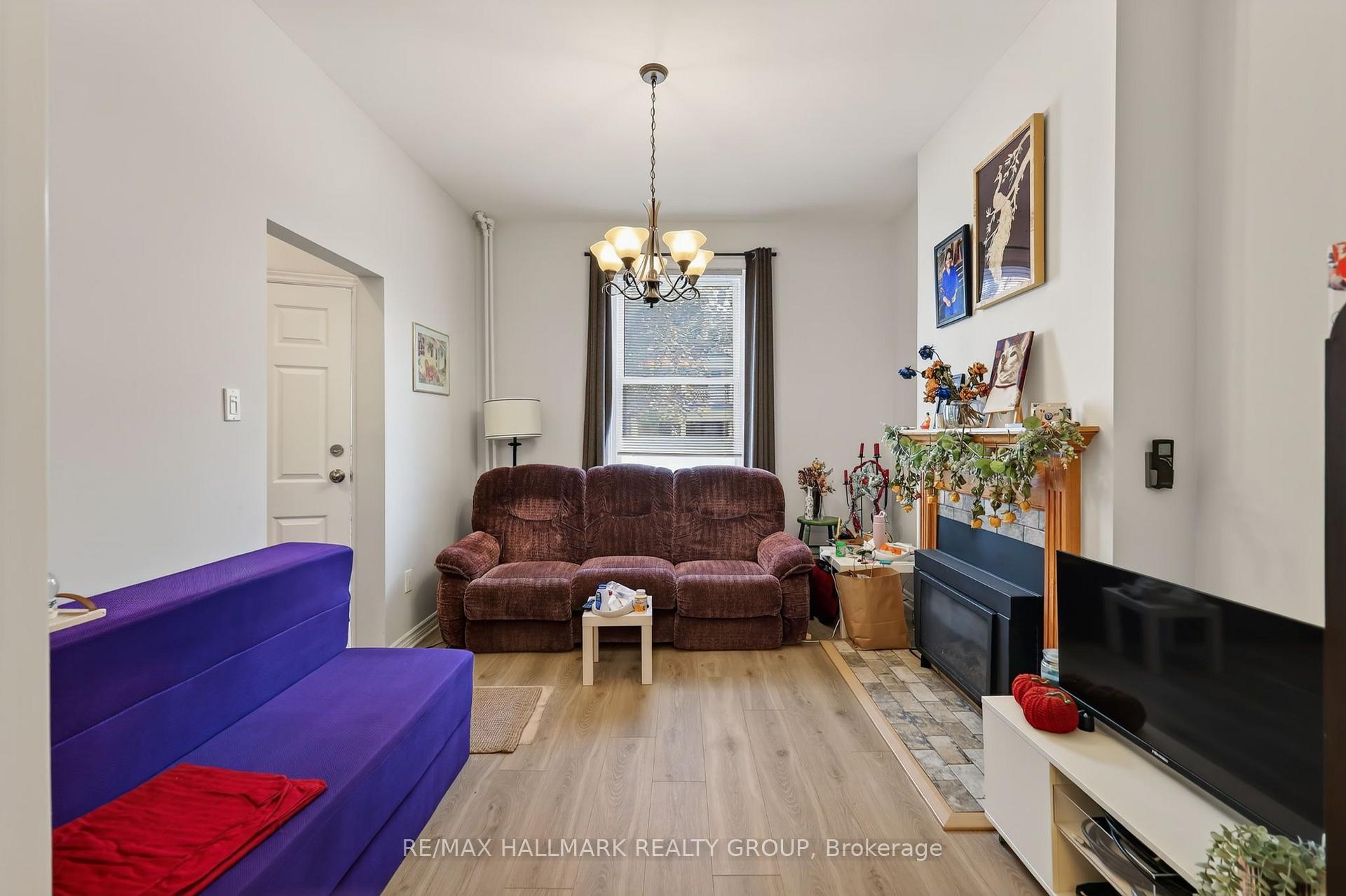 Photo 3 of 124-126 Irving Avenue, Ottawa, Hintonburg — HOMEH
