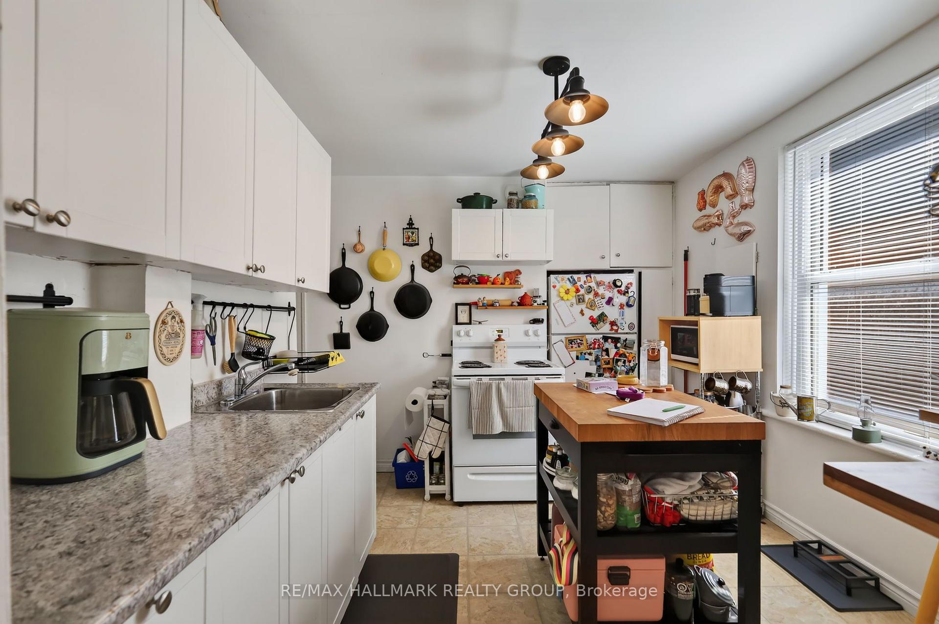 Photo 14 of 124-126 Irving Avenue, Ottawa, Hintonburg — HOMEH