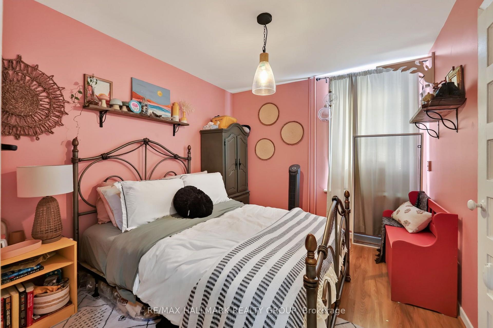Photo 15 of 124-126 Irving Avenue, Ottawa, Hintonburg — HOMEH