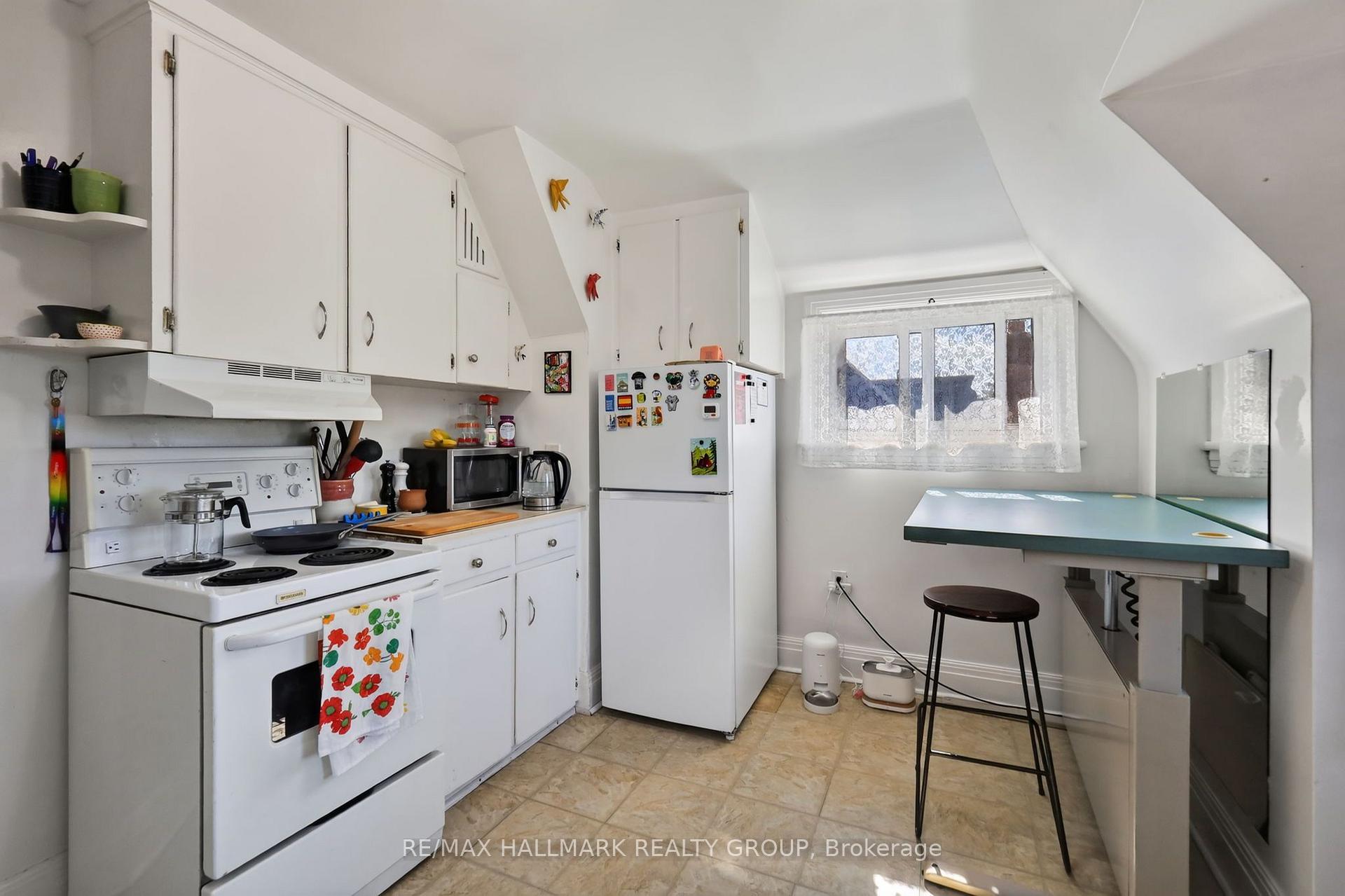 Photo 20 of 124-126 Irving Avenue, Ottawa, Hintonburg — HOMEH