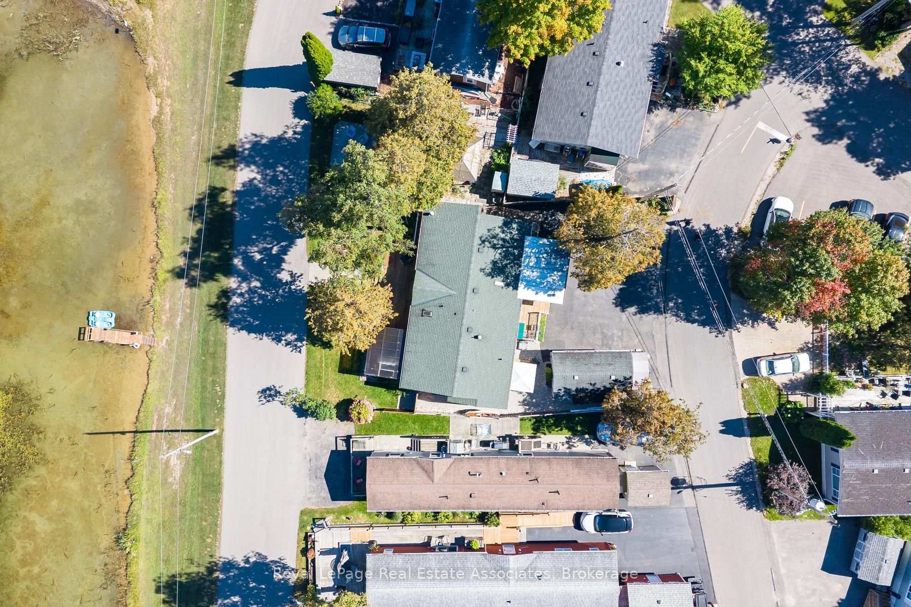 Photo 30 of 48 Lakeshore Drive, Puslinch, Rural Puslinch East — HOMEH