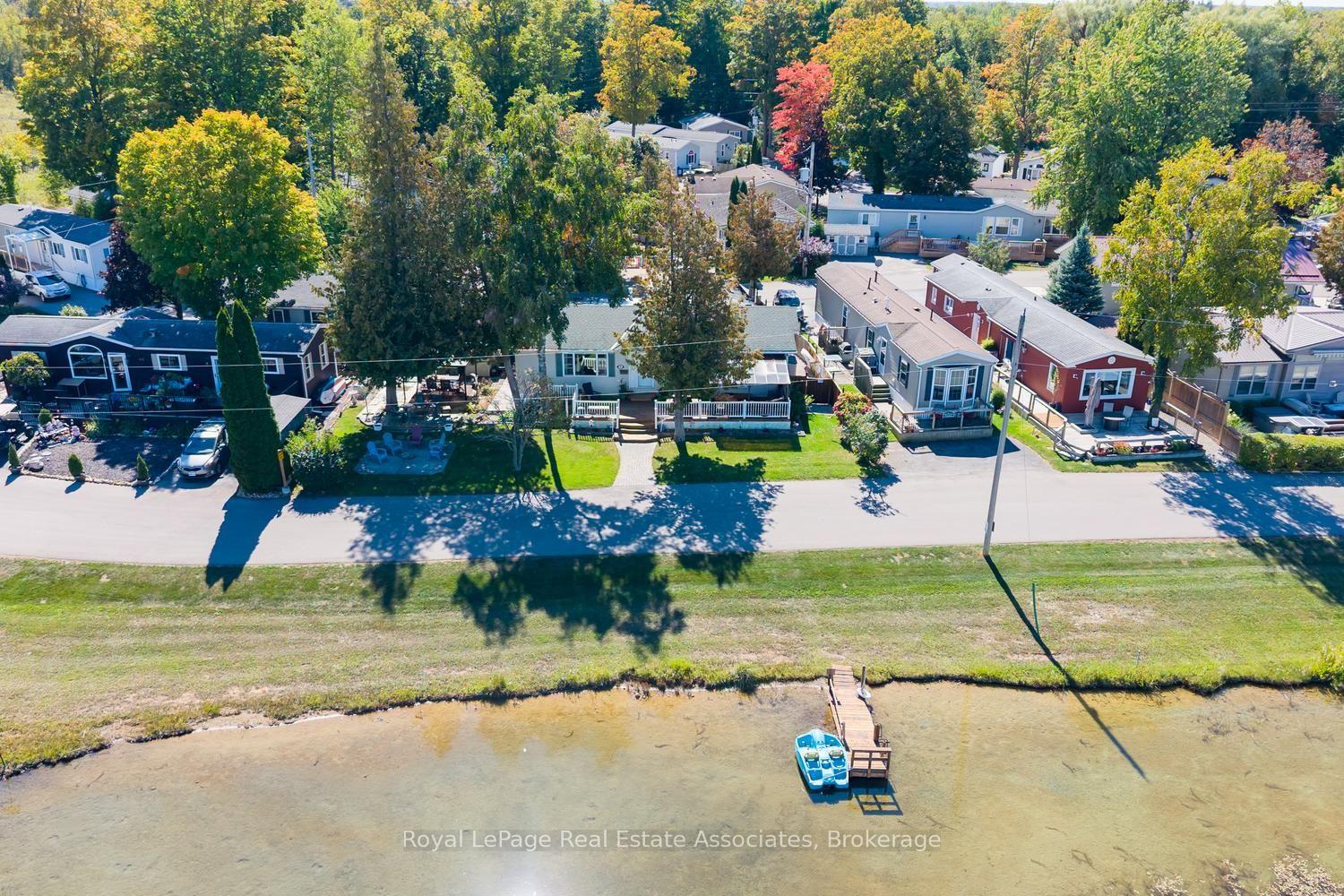 Photo 44 of 48 Lakeshore Drive, Puslinch, Rural Puslinch East — HOMEH