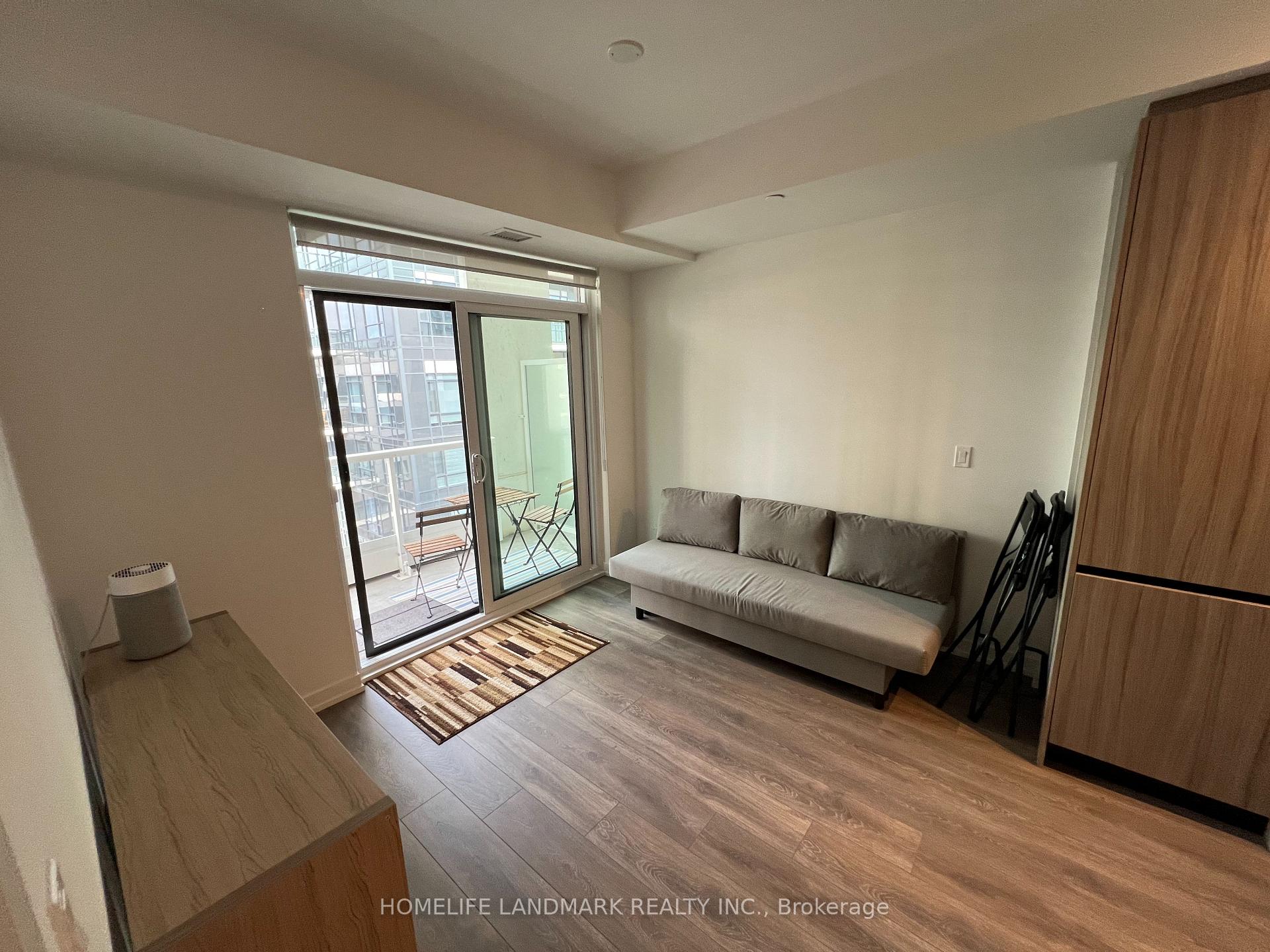 Photo 4 of Unit D617, 8 Beverley Glen Boulevard, Vaughan, Beverley Glen — HOMEH