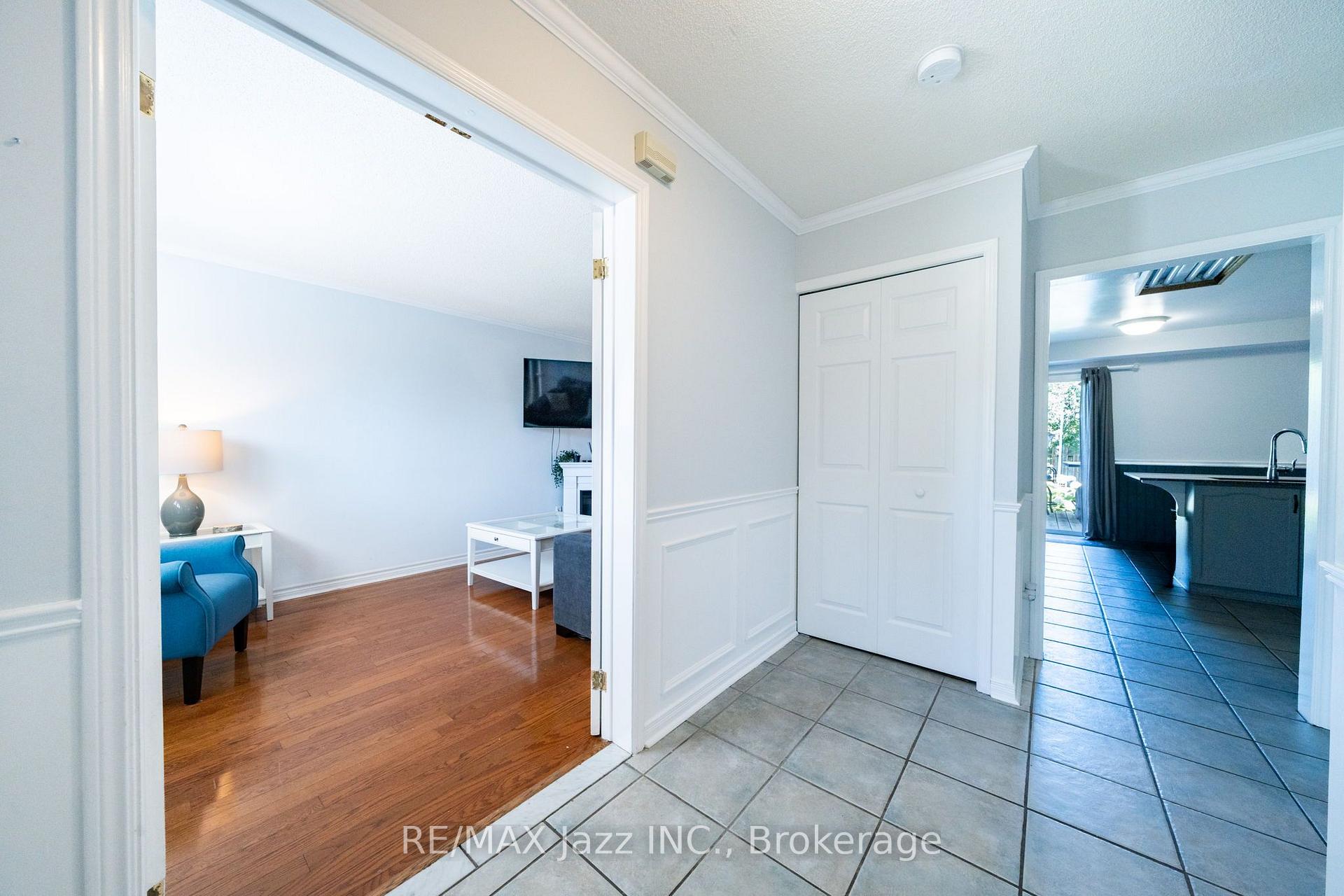 Photo 7 of 110 Freeland Avenue, Clarington, Bowmanville — HOMEH