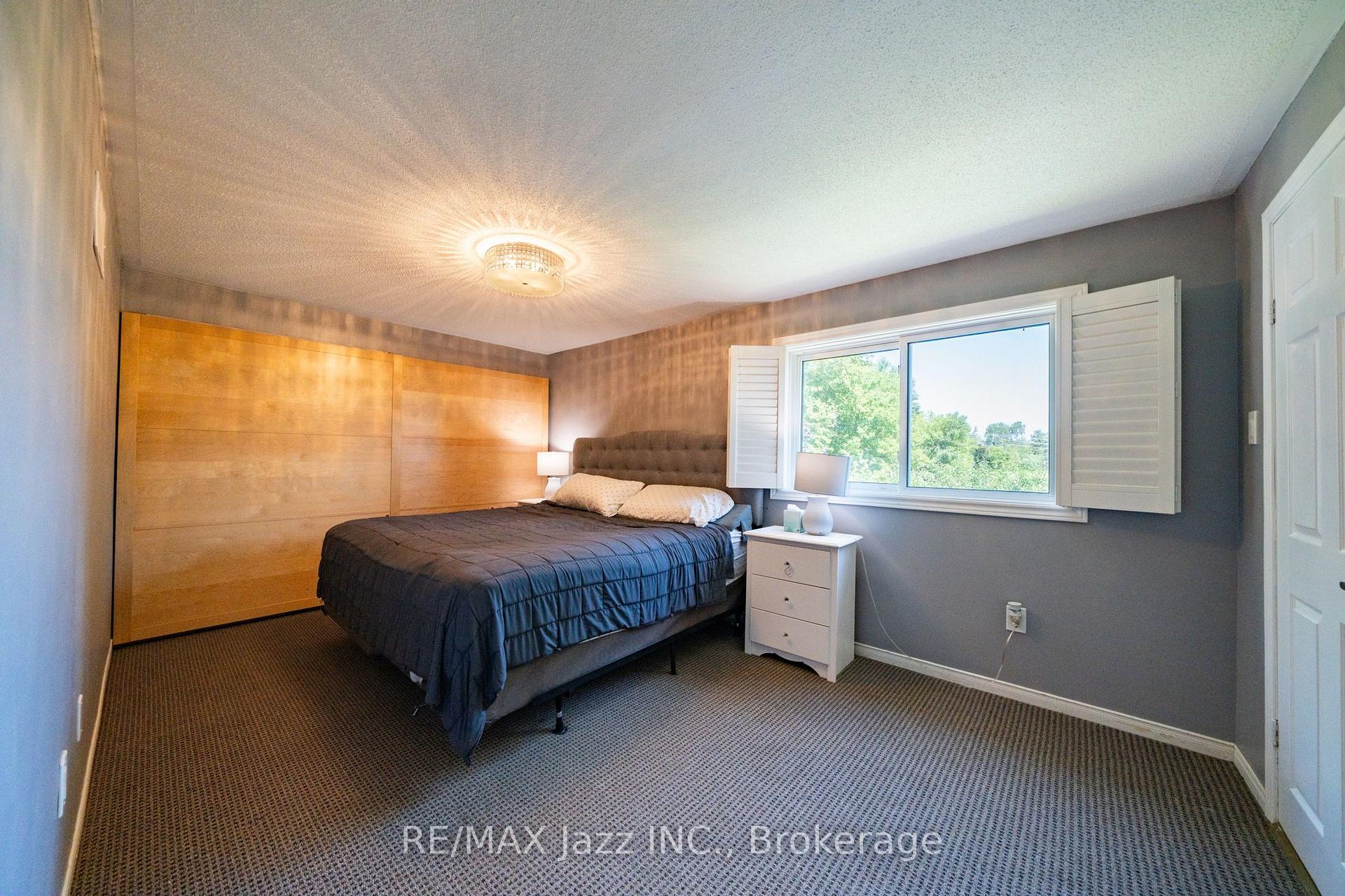 Photo 27 of 110 Freeland Avenue, Clarington, Bowmanville — HOMEH