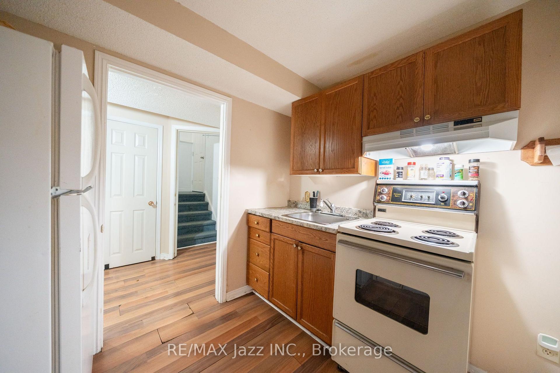 Photo 34 of 110 Freeland Avenue, Clarington, Bowmanville — HOMEH