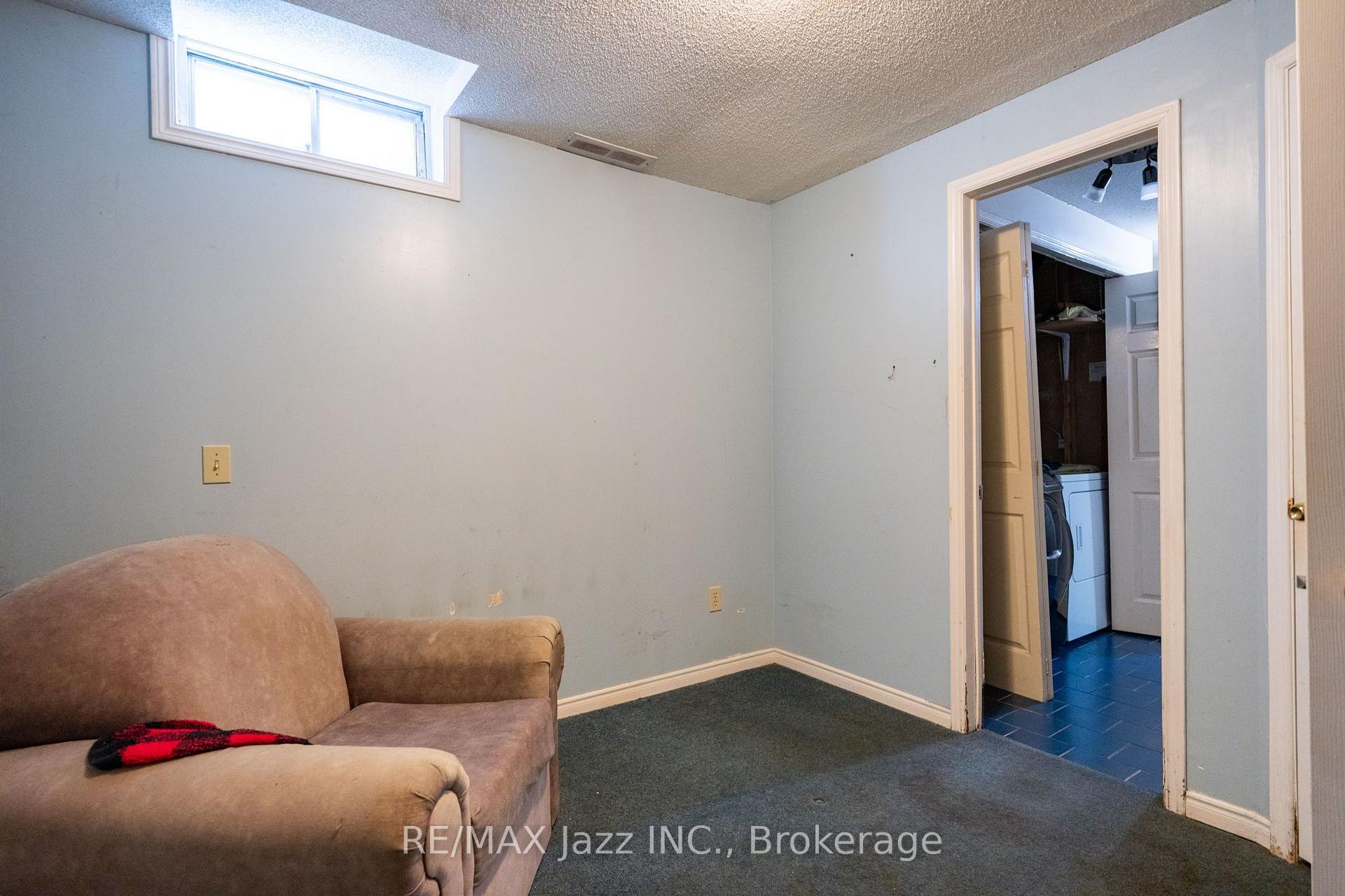 Photo 38 of 110 Freeland Avenue, Clarington, Bowmanville — HOMEH