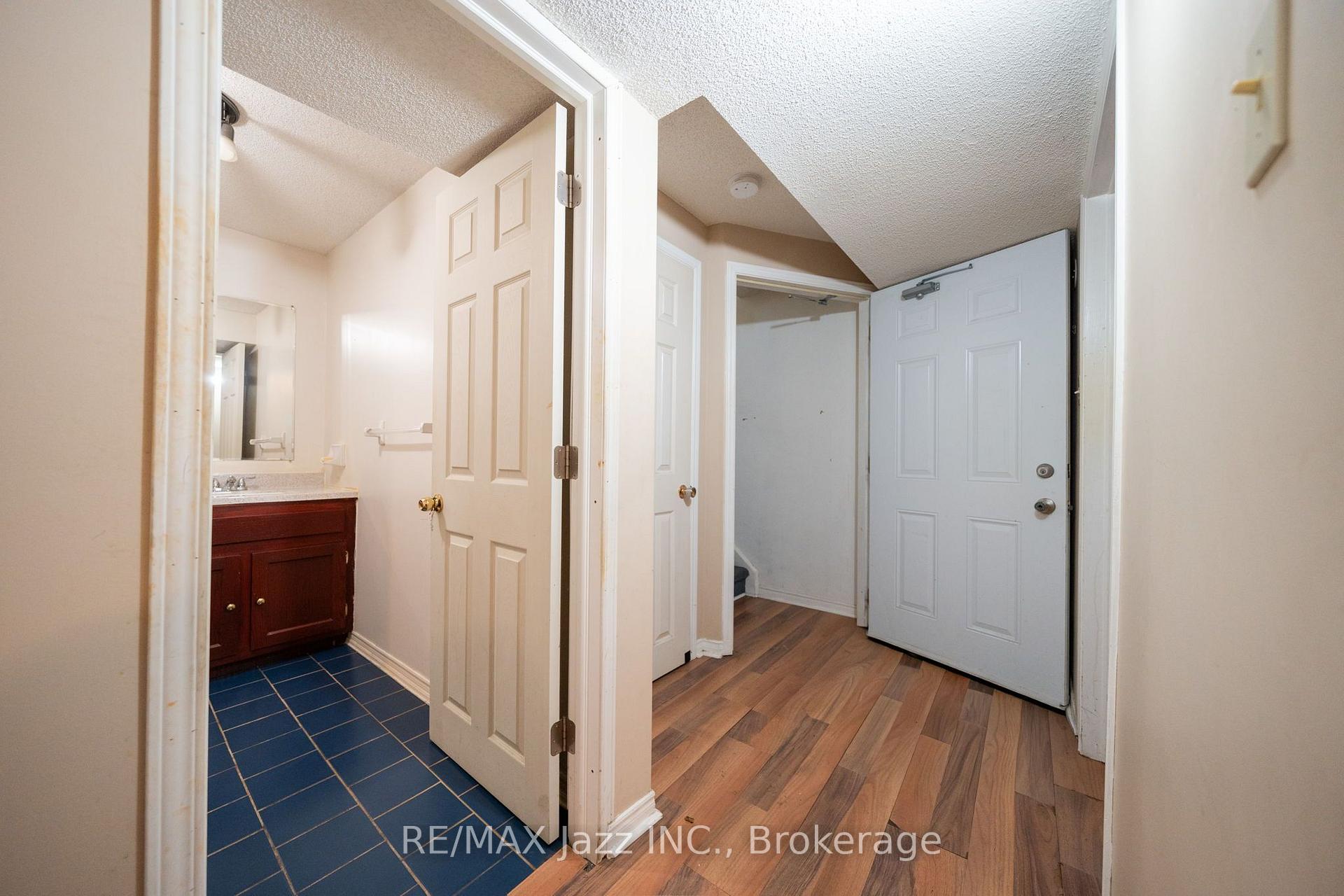 Photo 43 of 110 Freeland Avenue, Clarington, Bowmanville — HOMEH