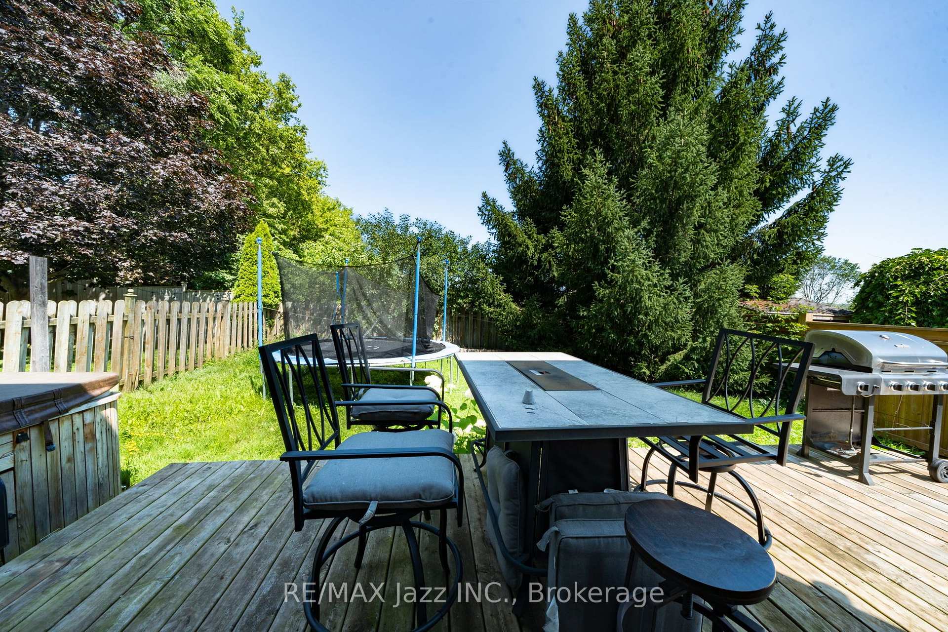 Photo 44 of 110 Freeland Avenue, Clarington, Bowmanville — HOMEH