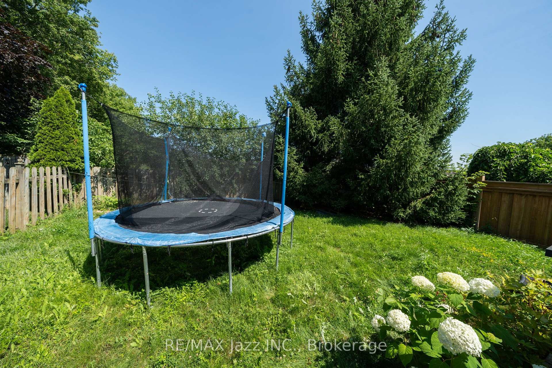 Photo 46 of 110 Freeland Avenue, Clarington, Bowmanville — HOMEH