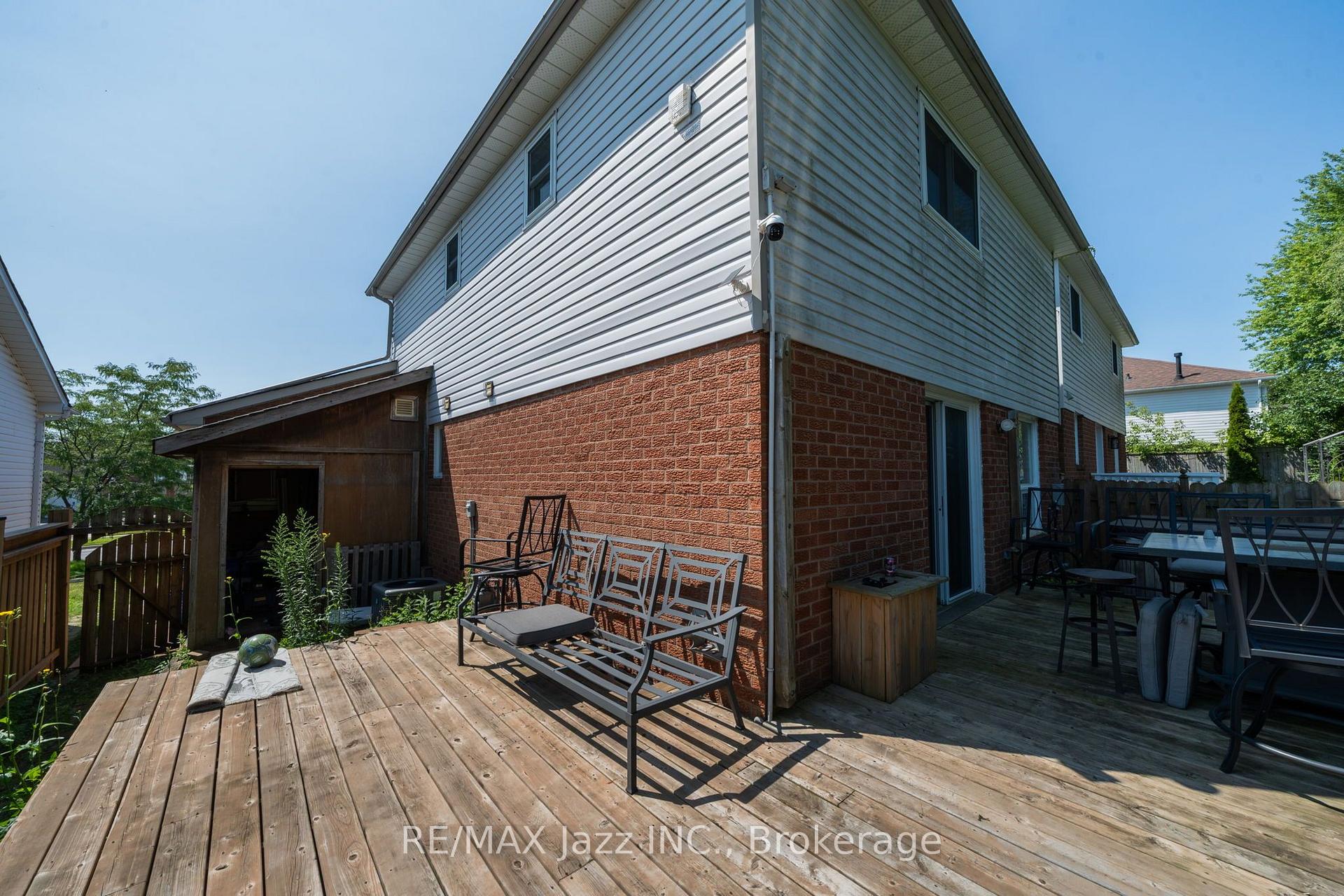 Photo 48 of 110 Freeland Avenue, Clarington, Bowmanville — HOMEH