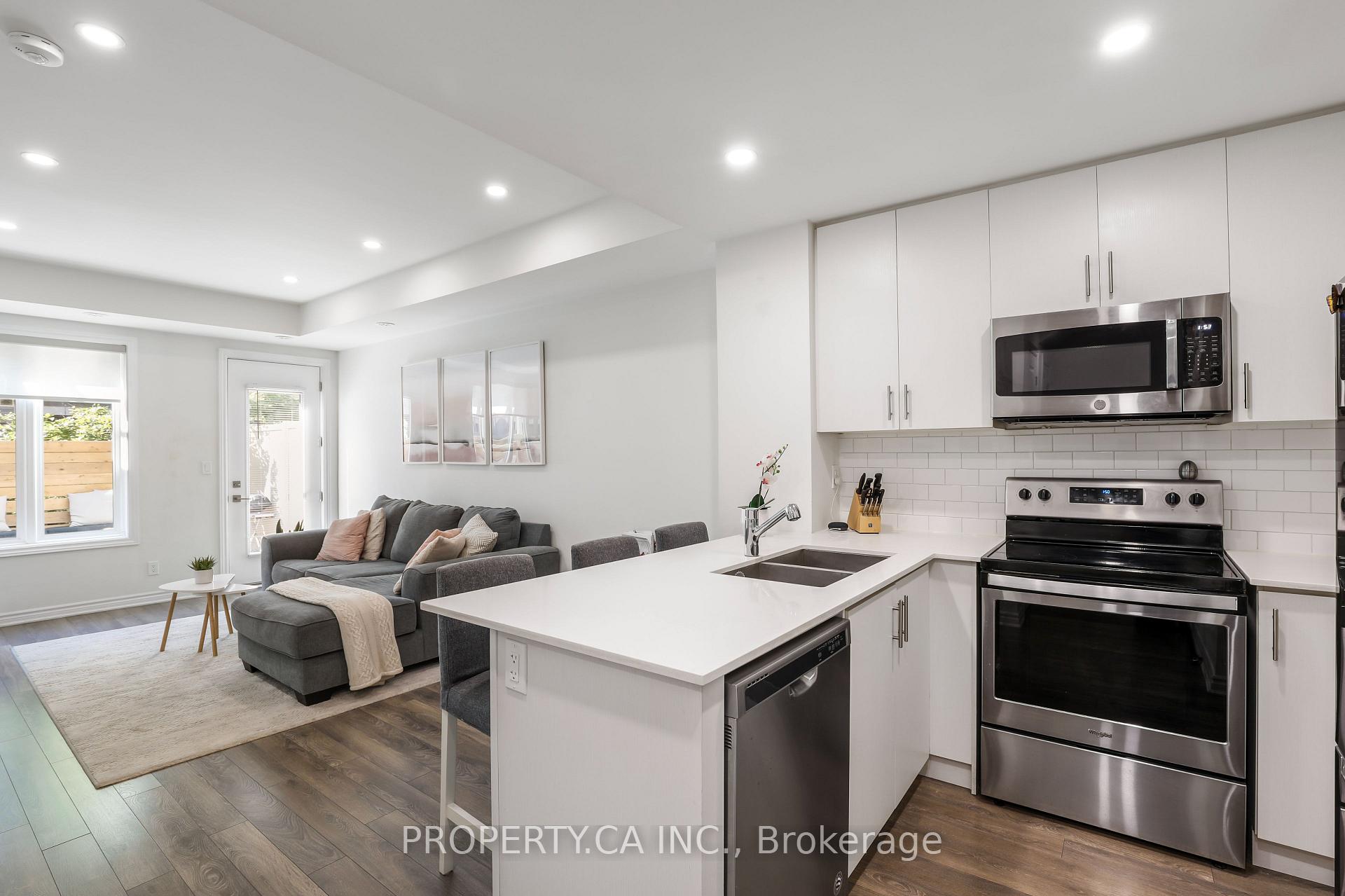 Photo 13 of Unit 13, 100 Long Branch Avenue, Etobicoke, Long Branch — HOMEH