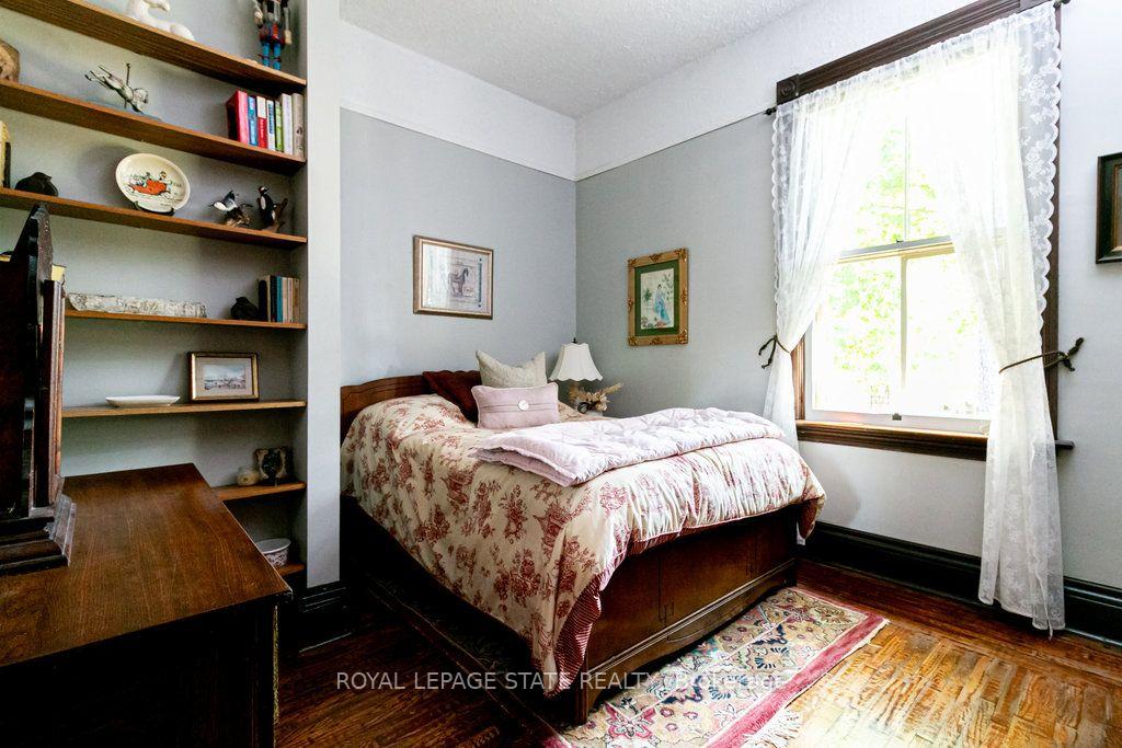 Photo 43 of 55 Cayley Street, Hamilton, Dundas — HOMEH