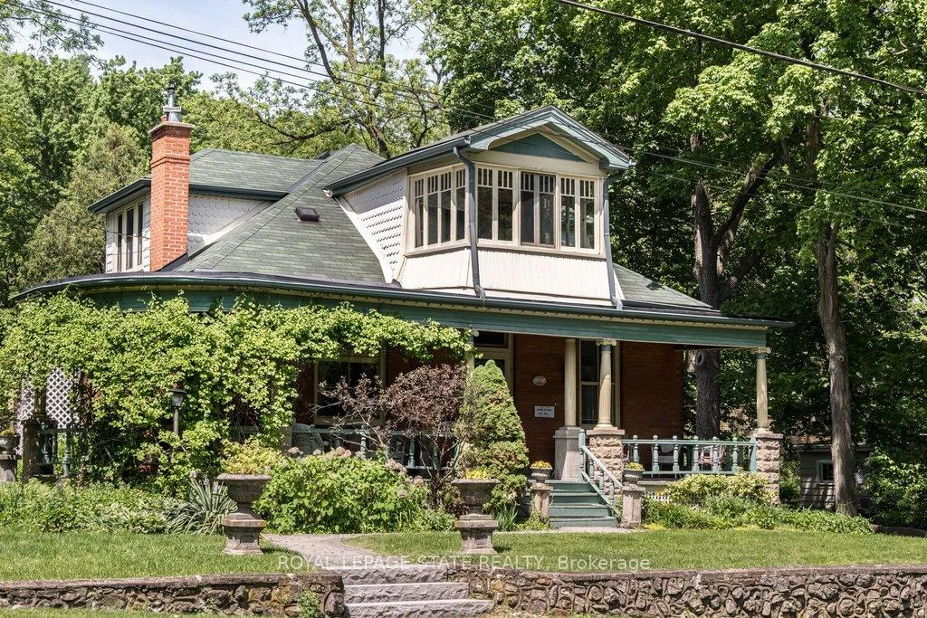 Photo 2 of 55 Cayley Street, Hamilton, Dundas — HOMEH