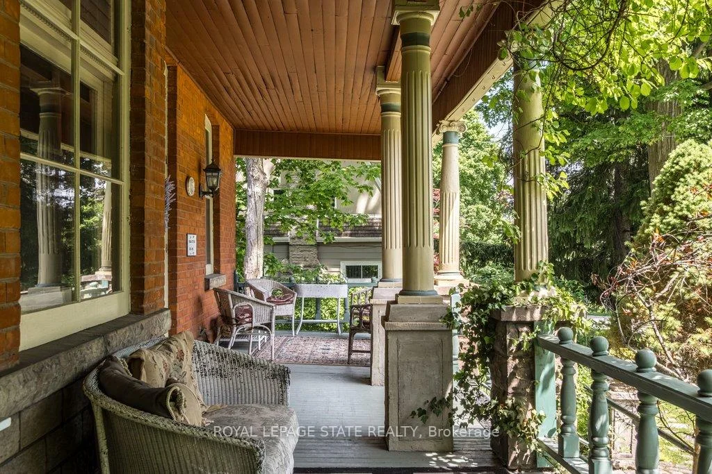 Photo 11 of 55 Cayley Street, Hamilton, Dundas — HOMEH