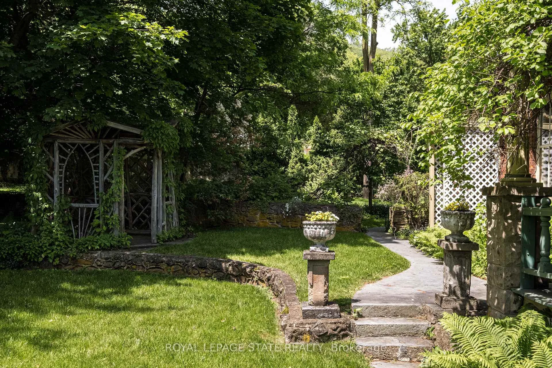 Photo 76 of 55 Cayley Street, Hamilton, Dundas — HOMEH