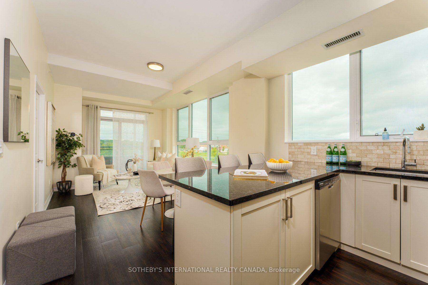 Photo 17 of Unit 521, 11611 Yonge Street, Richmond Hill, Jefferson — HOMEH