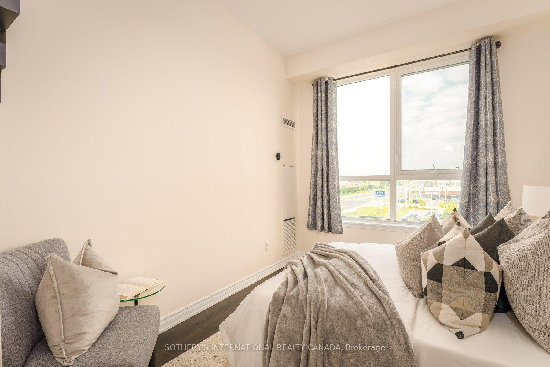 Photo 22 of Unit 521, 11611 Yonge Street, Richmond Hill, Jefferson — HOMEH