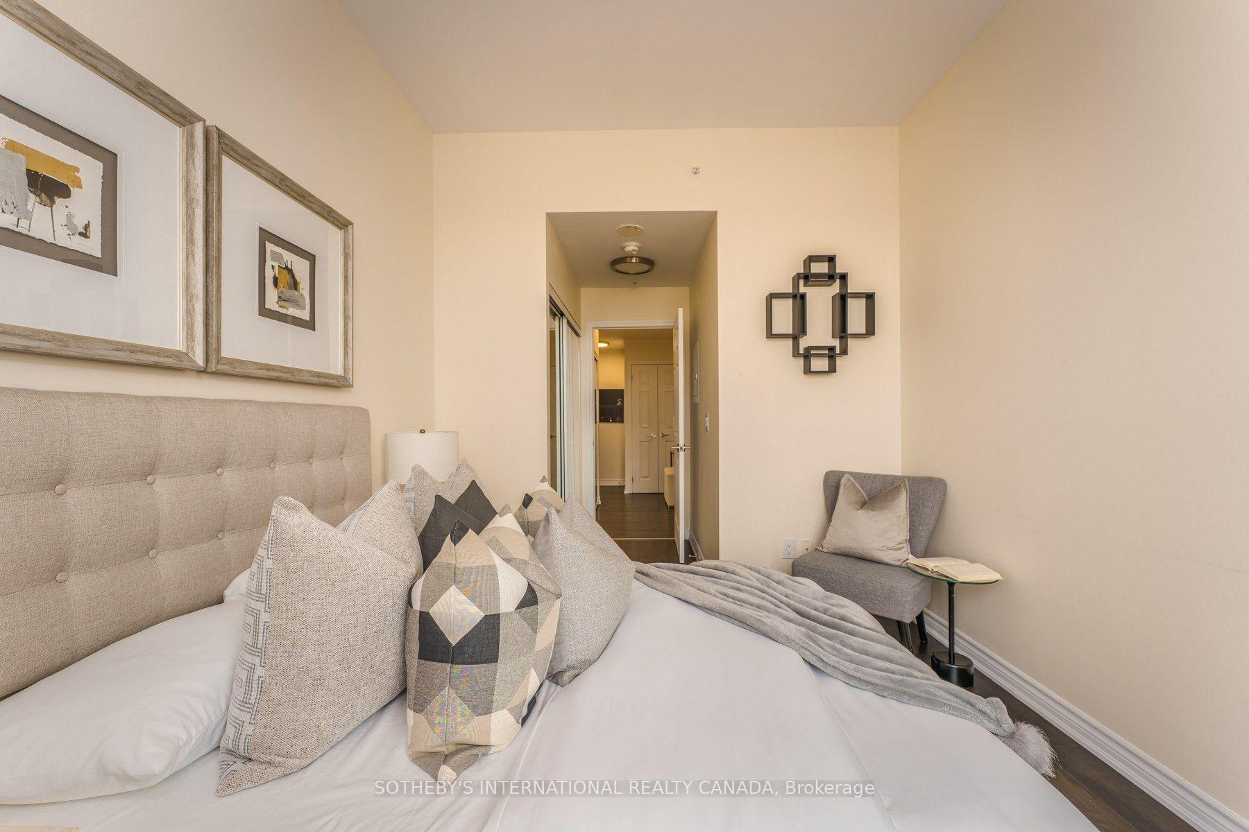 Photo 25 of Unit 521, 11611 Yonge Street, Richmond Hill, Jefferson — HOMEH
