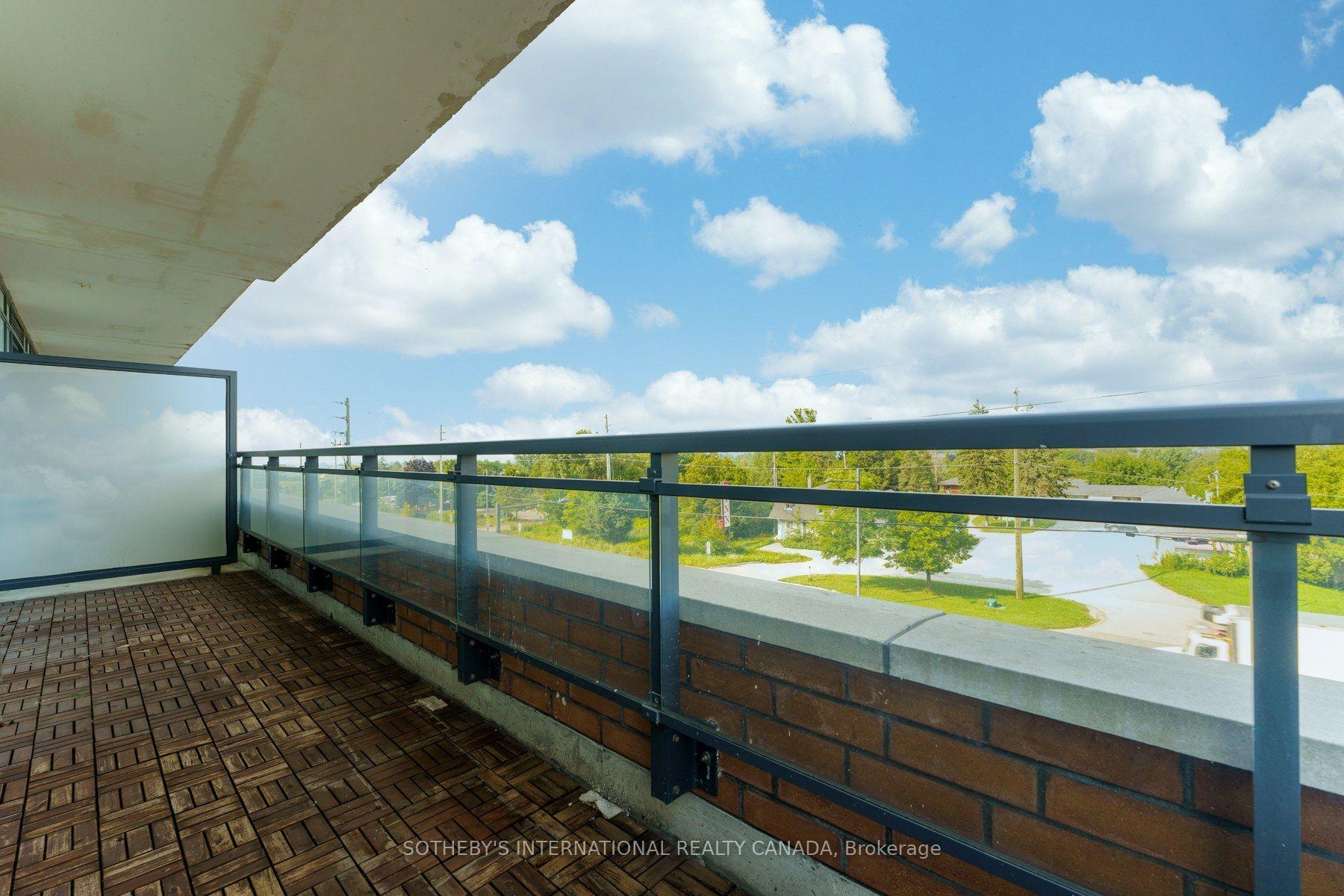 Photo 32 of Unit 521, 11611 Yonge Street, Richmond Hill, Jefferson — HOMEH