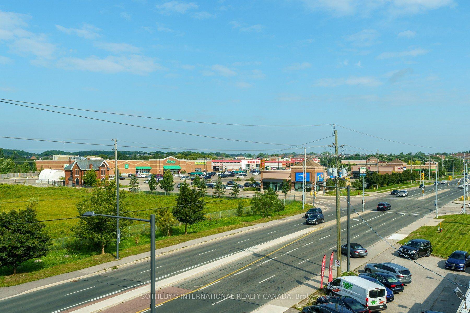 Photo 34 of Unit 521, 11611 Yonge Street, Richmond Hill, Jefferson — HOMEH