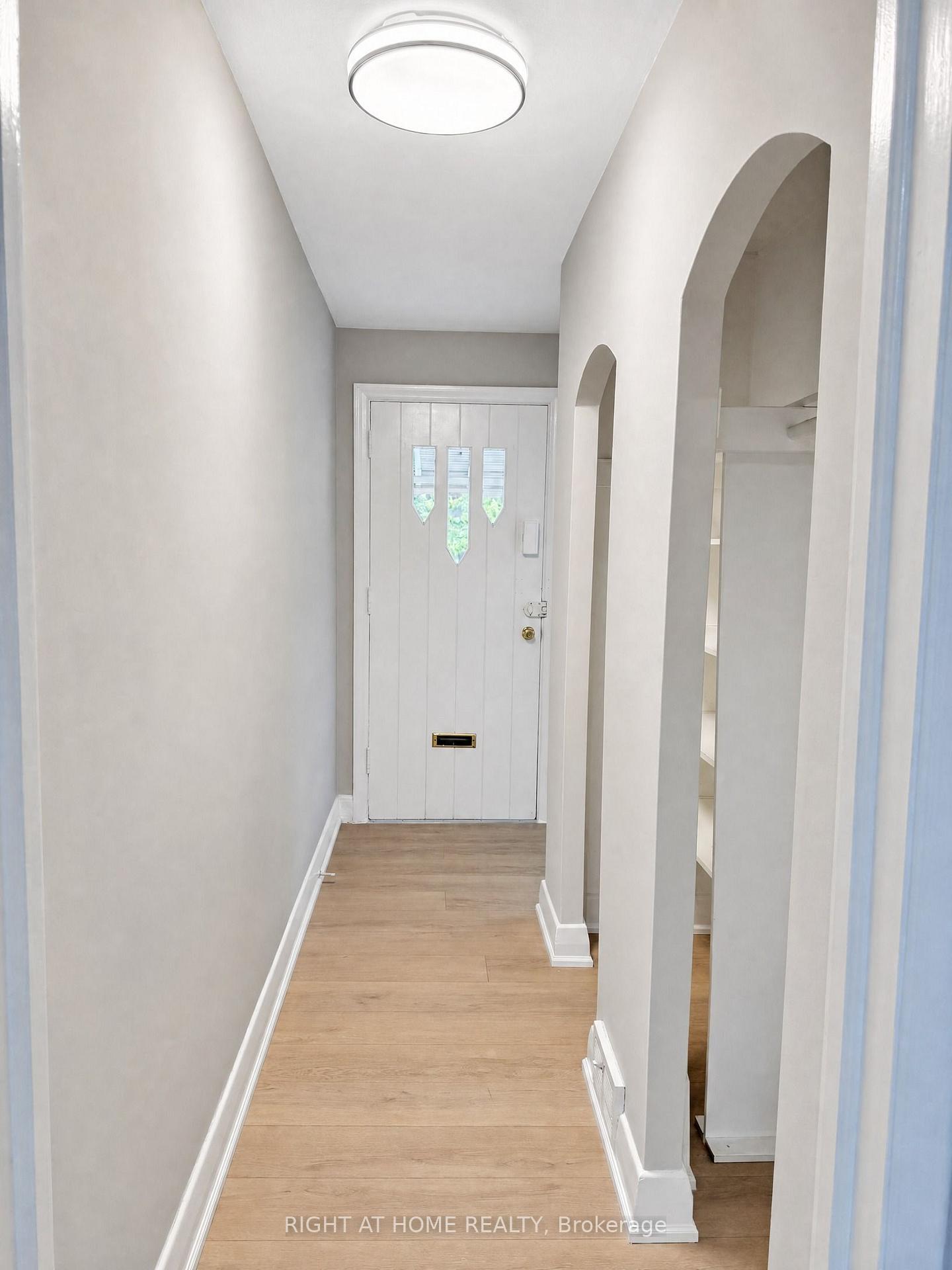 Photo 7 of 719 Rowntree Avenue, London, South H — HOMEH