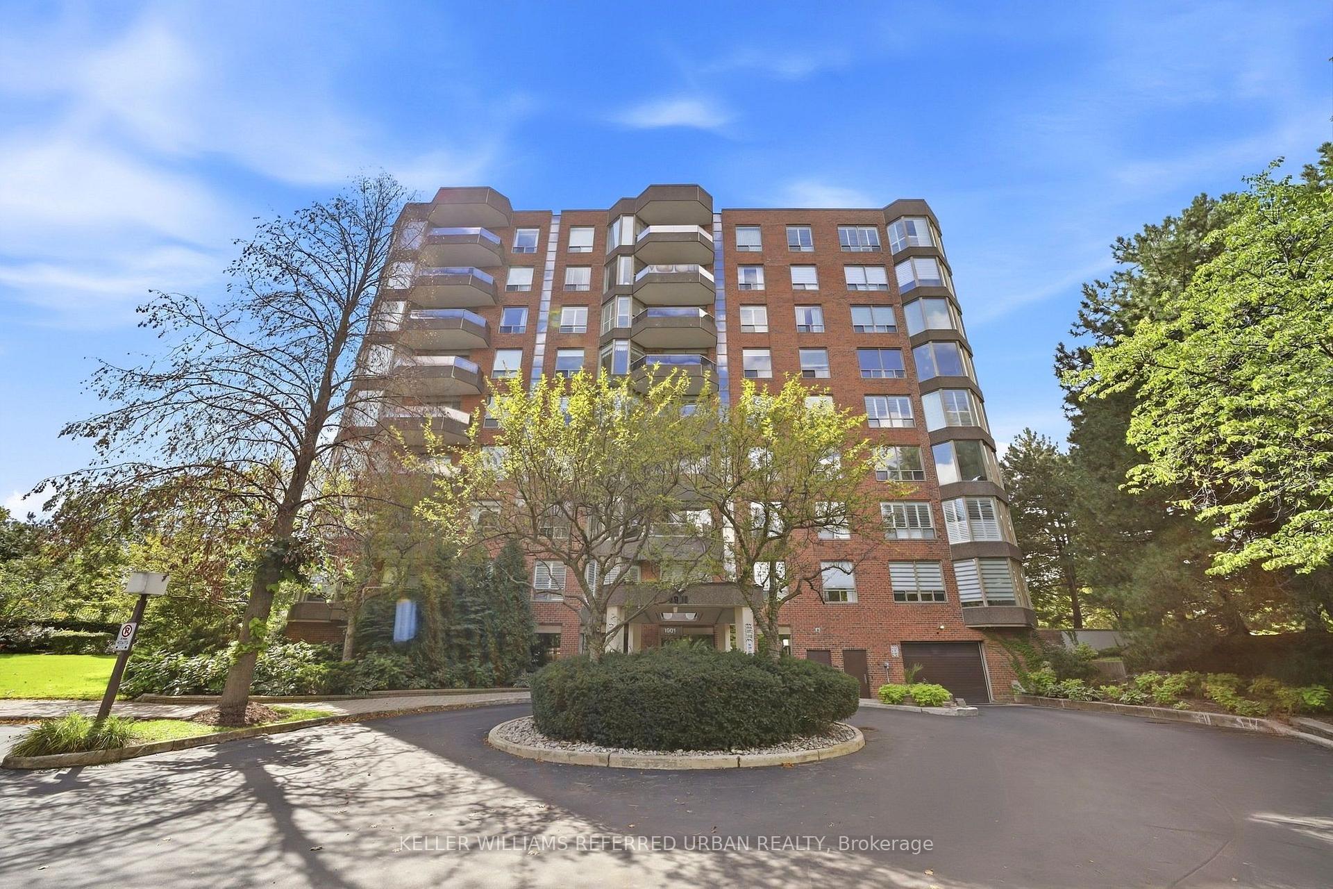 Photo 1 of Unit 306, 1901 Pilgrims Way, Oakville, Glen Abbey — HOMEH