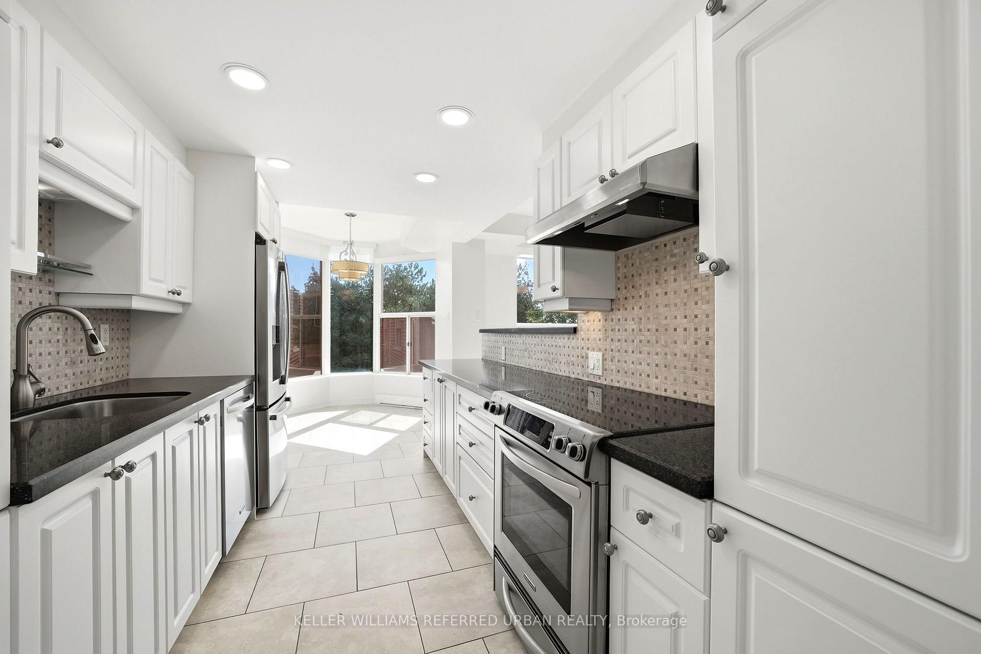 Photo 18 of Unit 306, 1901 Pilgrims Way, Oakville, Glen Abbey — HOMEH