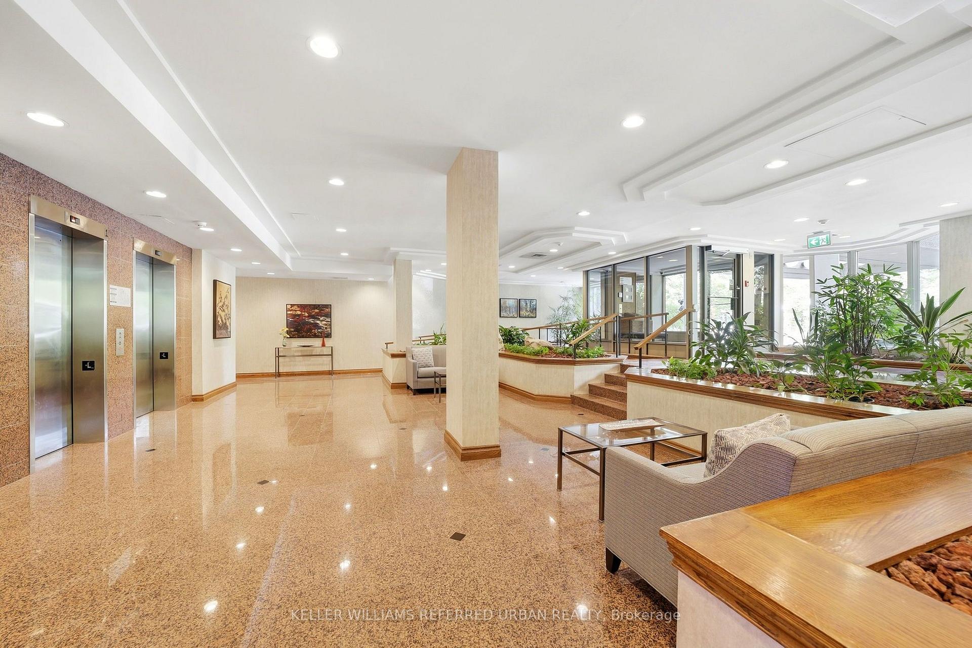 Photo 39 of Unit 306, 1901 Pilgrims Way, Oakville, Glen Abbey — HOMEH