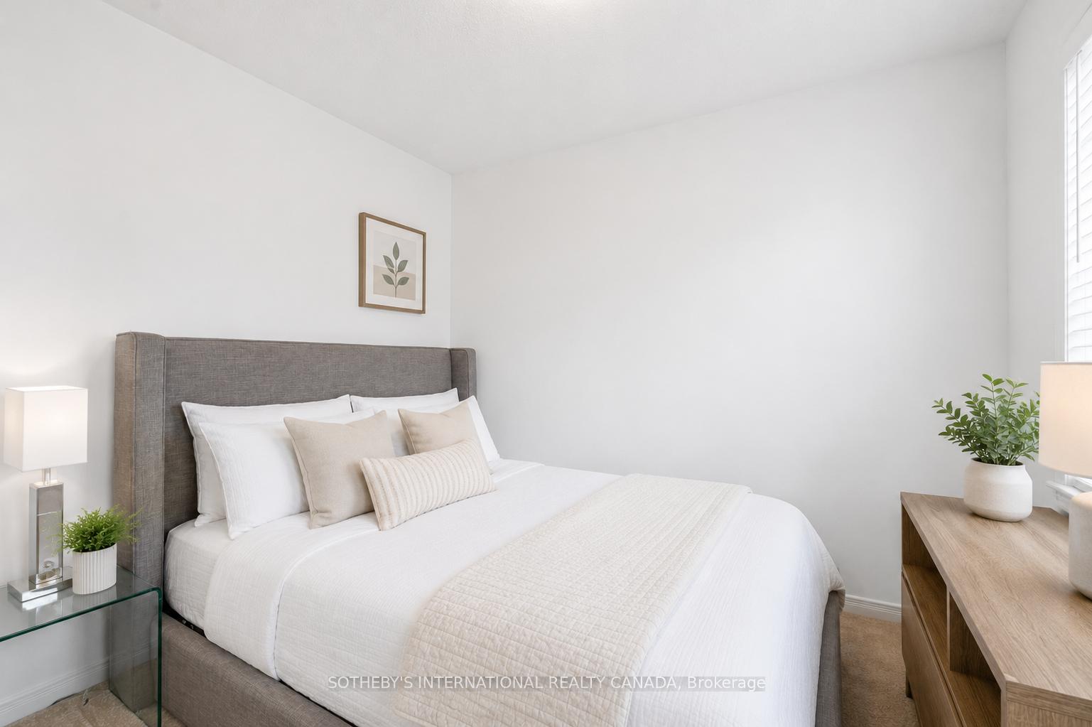 Photo 12 of 77 Franks Way, Barrie, Allandale — HOMEH