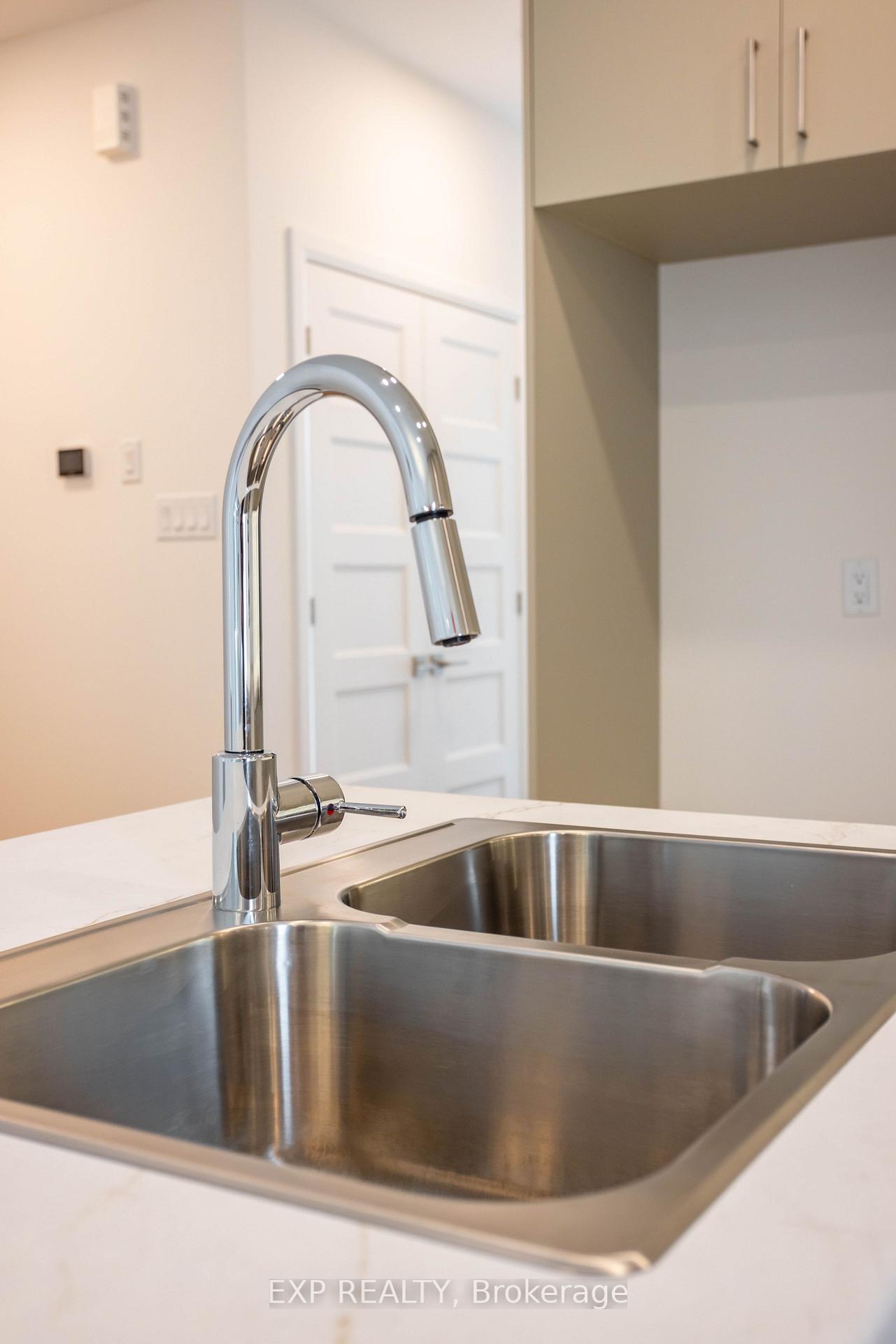 Photo 22 of 30 Hughes Circle, Casselman, Casselman — HOMEH