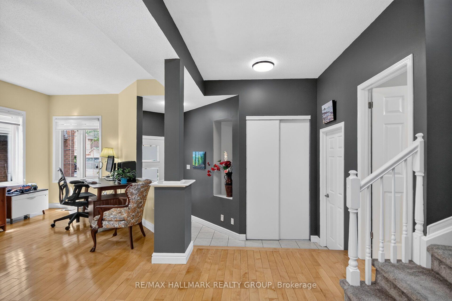 Photo 5 of 133 Fairlop Way, Ottawa, Barrhaven - Longfields — HOMEH