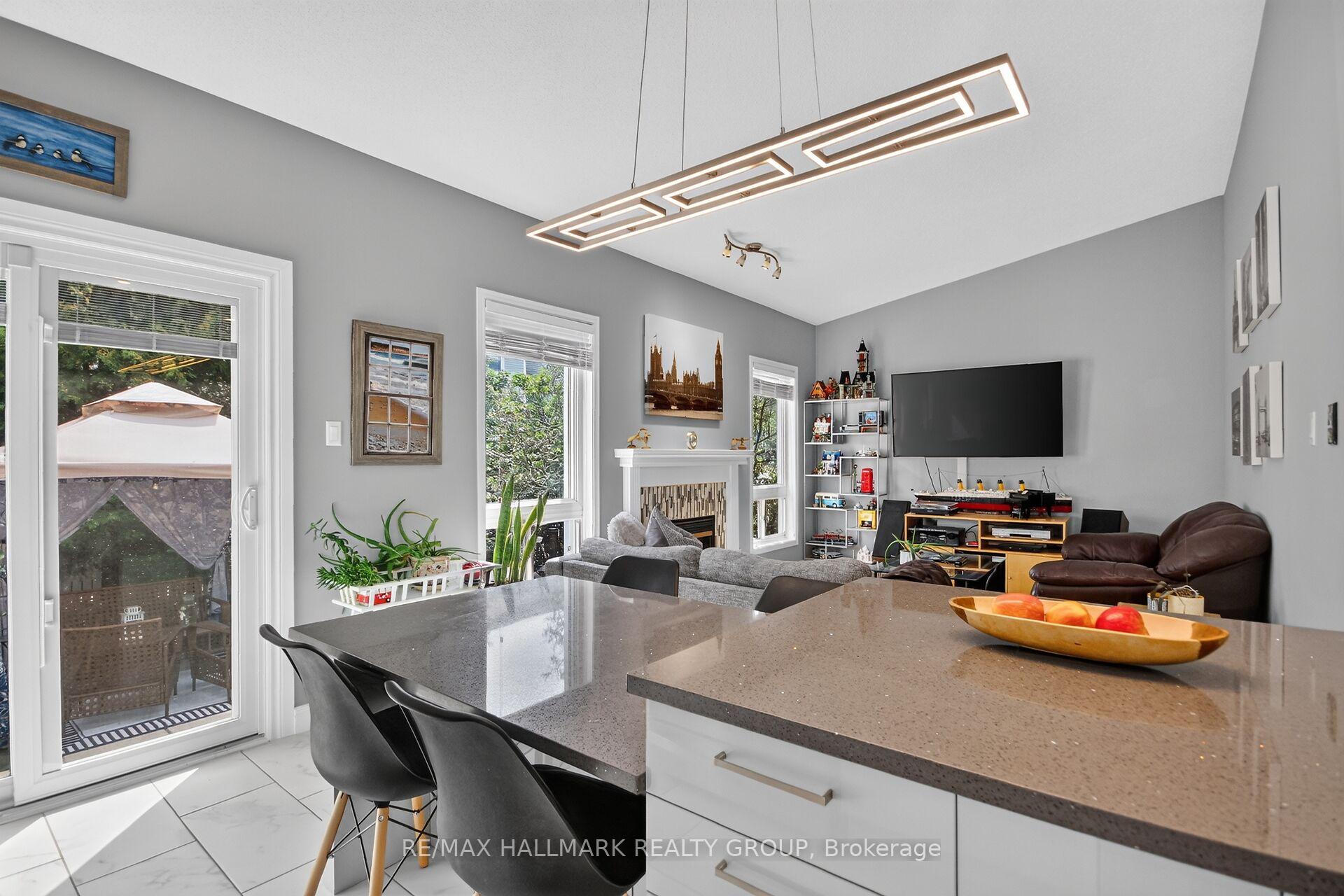 Photo 12 of 133 Fairlop Way, Ottawa, Barrhaven - Longfields — HOMEH