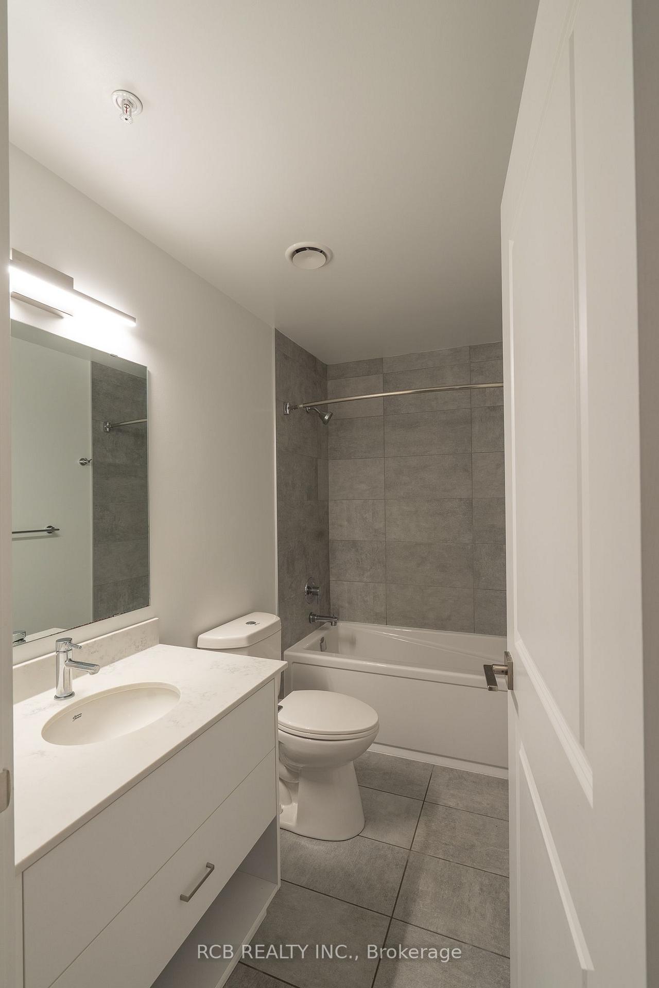 Photo 6 of Unit 1008, 15 Glebe Street, Cambridge, St. Andrews Estates — HOMEH